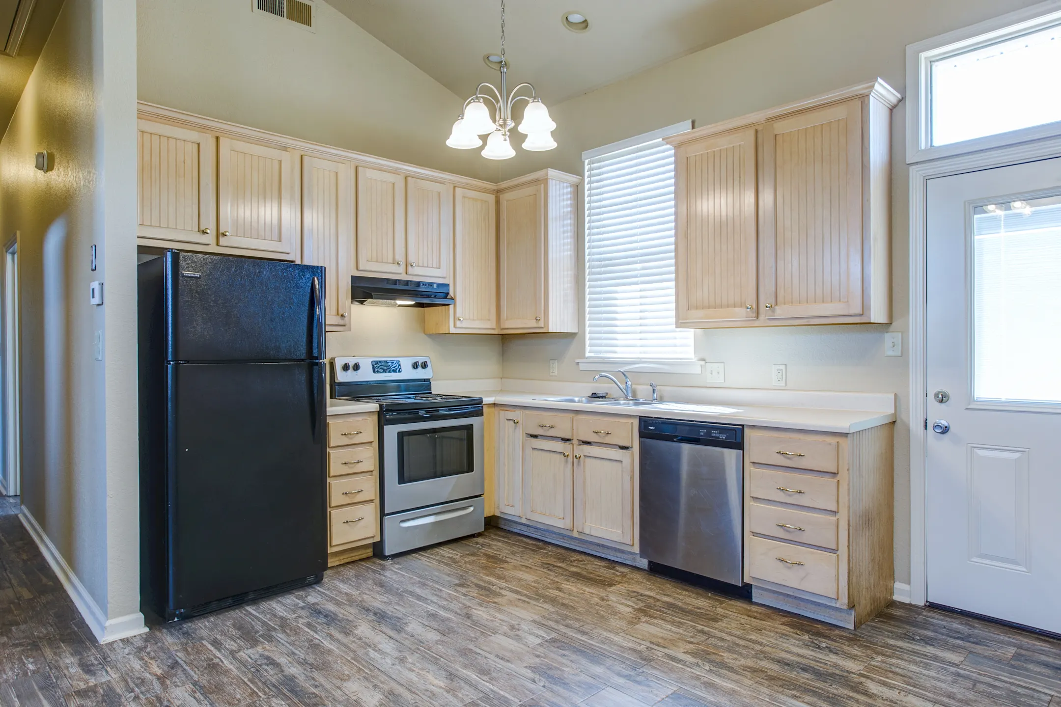 Highland Park Apartments 4850 East Highland Drive Jonesboro, AR