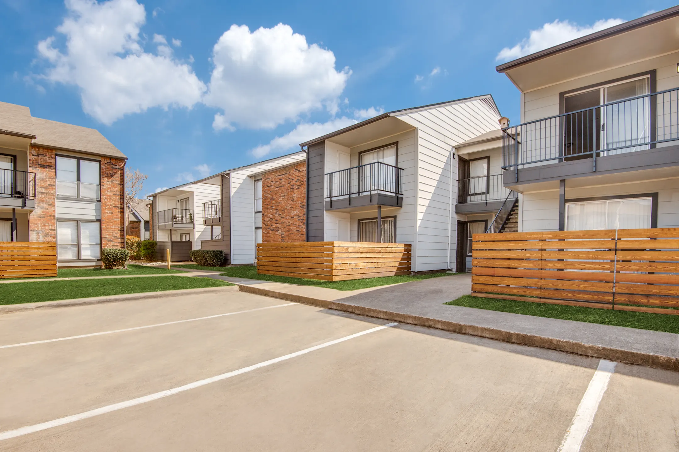 Holbrook Apartment Homes 9760 Scyene Rd Dallas, TX Apartments for