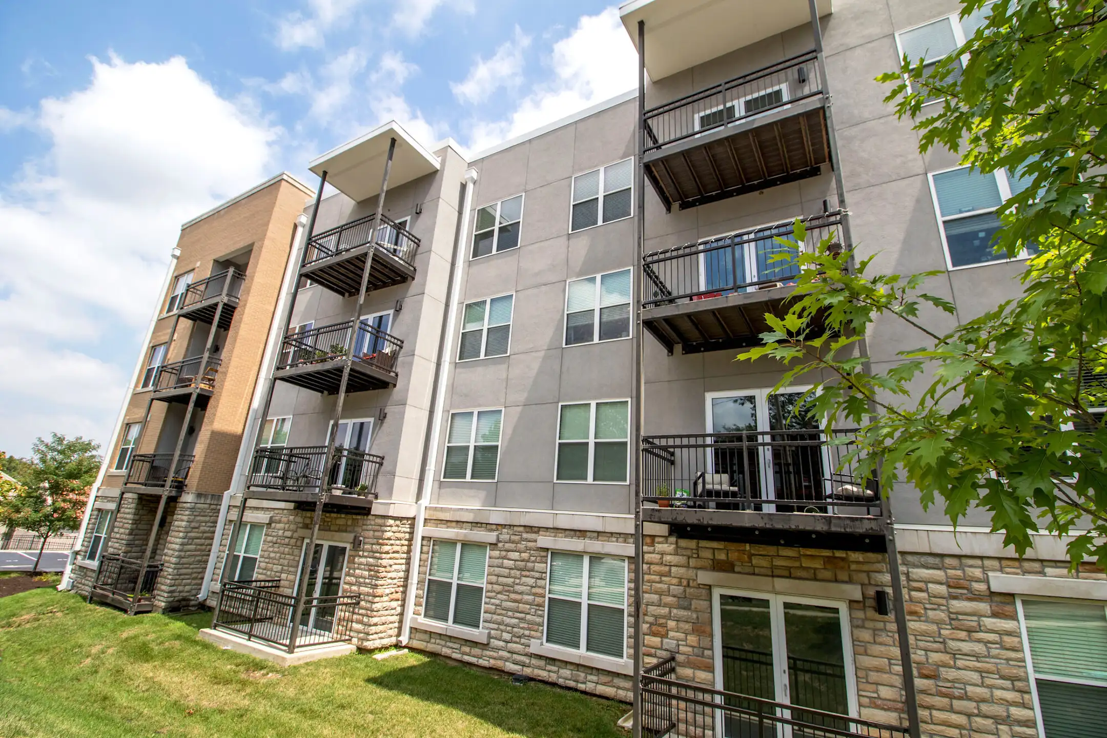 West Hill Lofts 1106 W 47th St Kansas City, MO Apartments for Rent