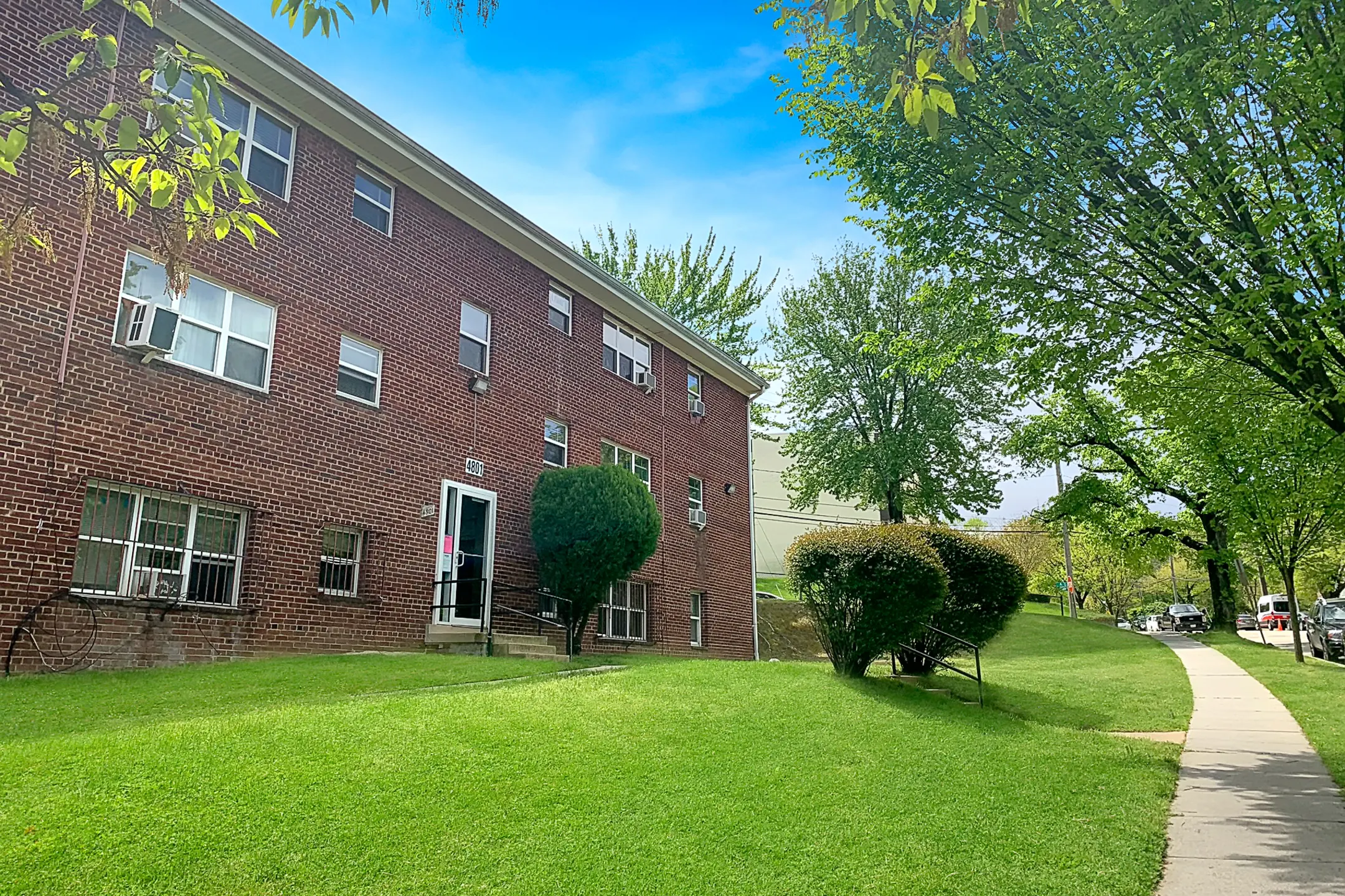 Roland Park Apartments 48134815 Texas Ave SE Washington, DC