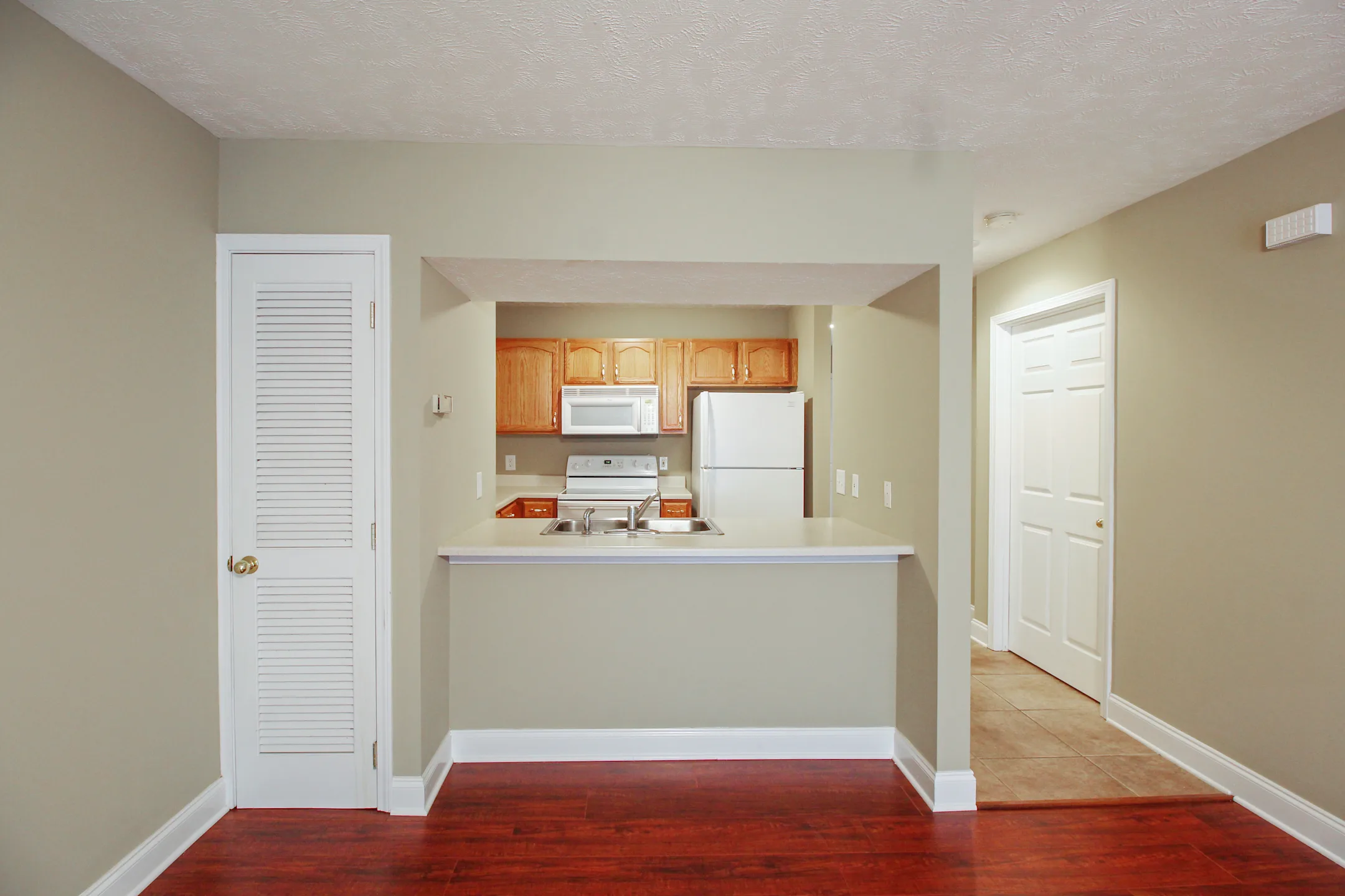 Swadley Park and Creekside Village Apartments Apartments Johnson City