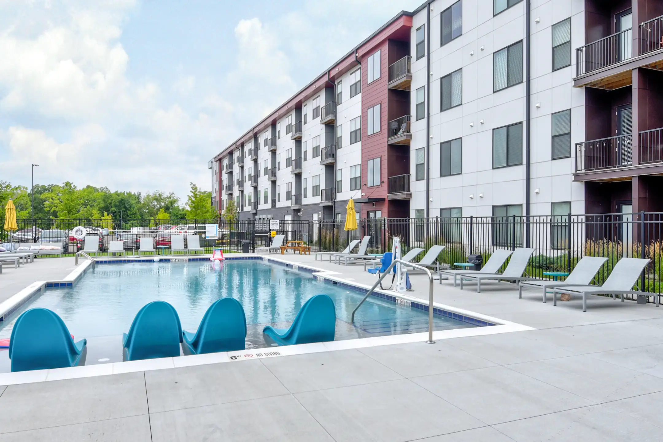 Bold on Blvd Apartments Saint Peters, MO 63376