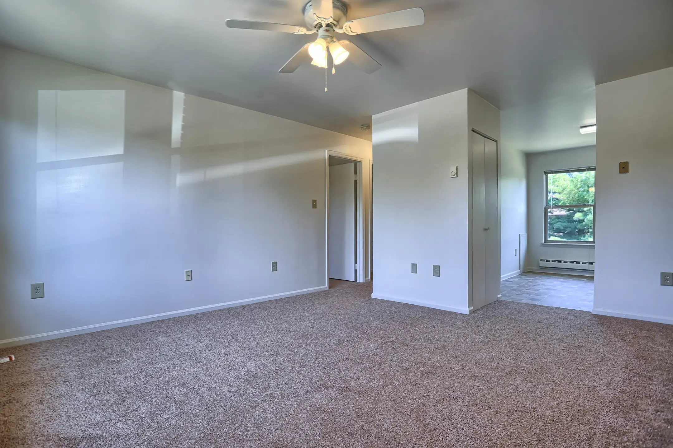 Roxbury Ridge Apartments