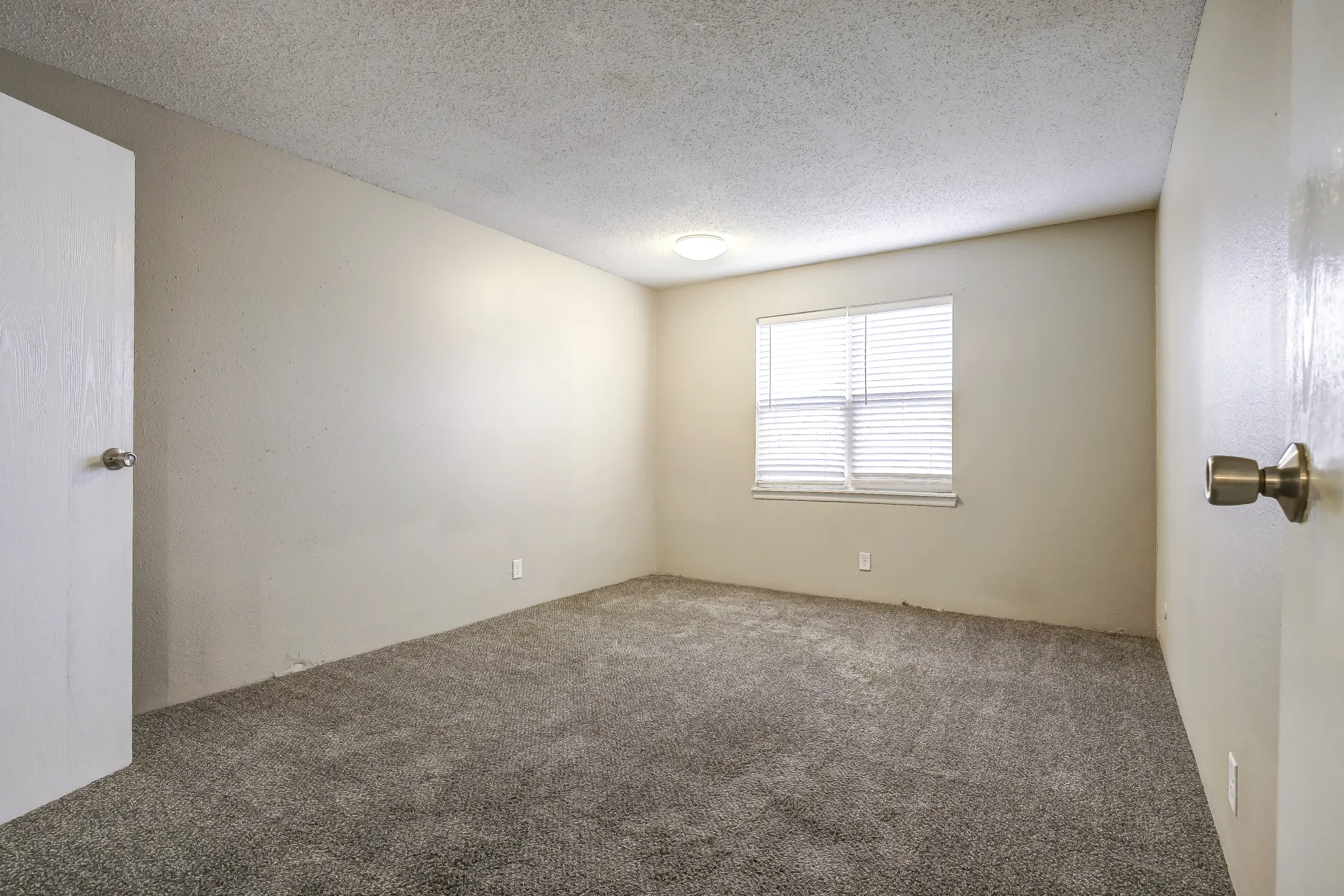 Bedroom - Brickstone Apartments - Wichita, KS