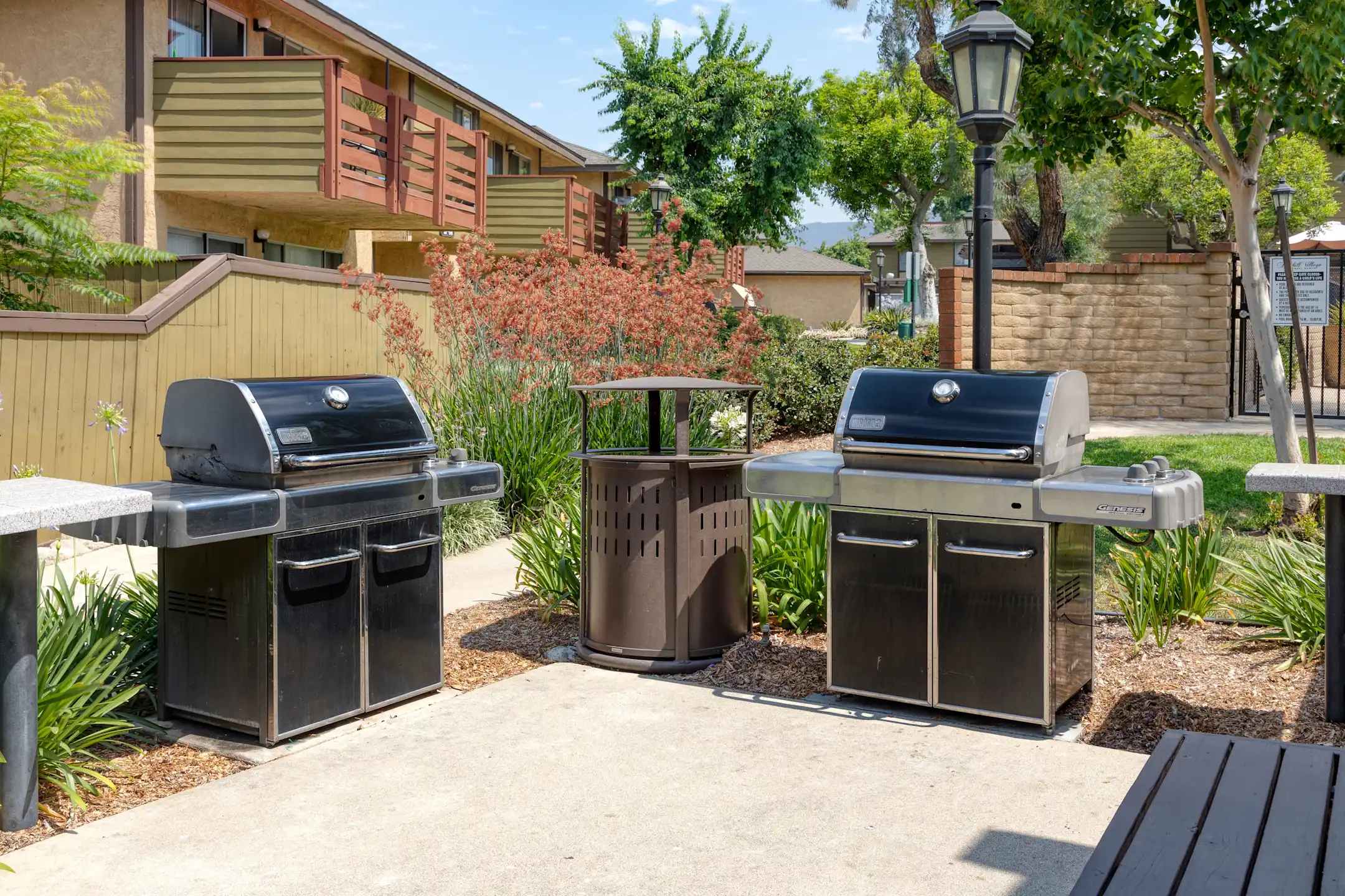 Foothill Village Apartments Pomona, CA 91767