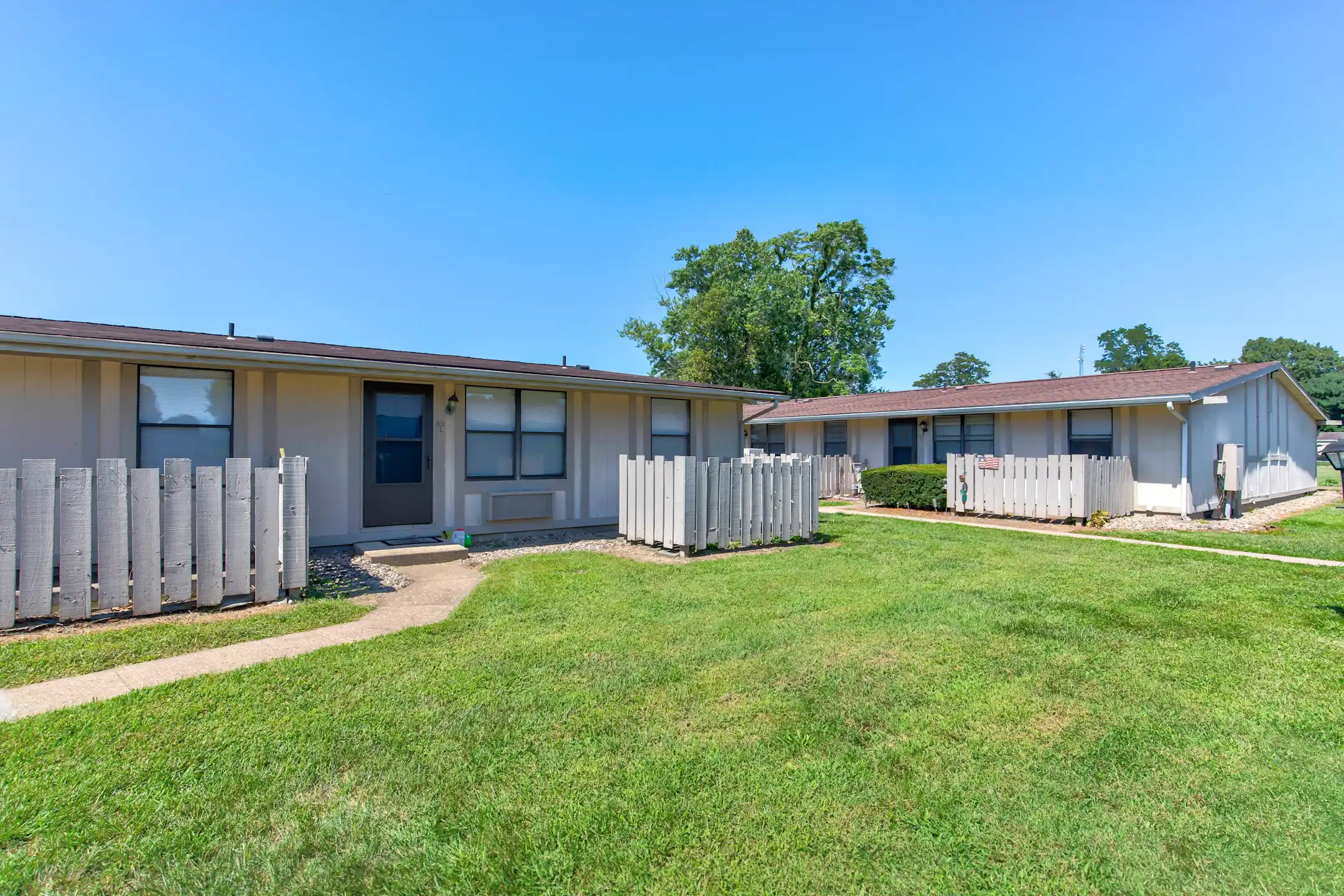 Cedarwood Apartments Apartments Belpre, OH 45714