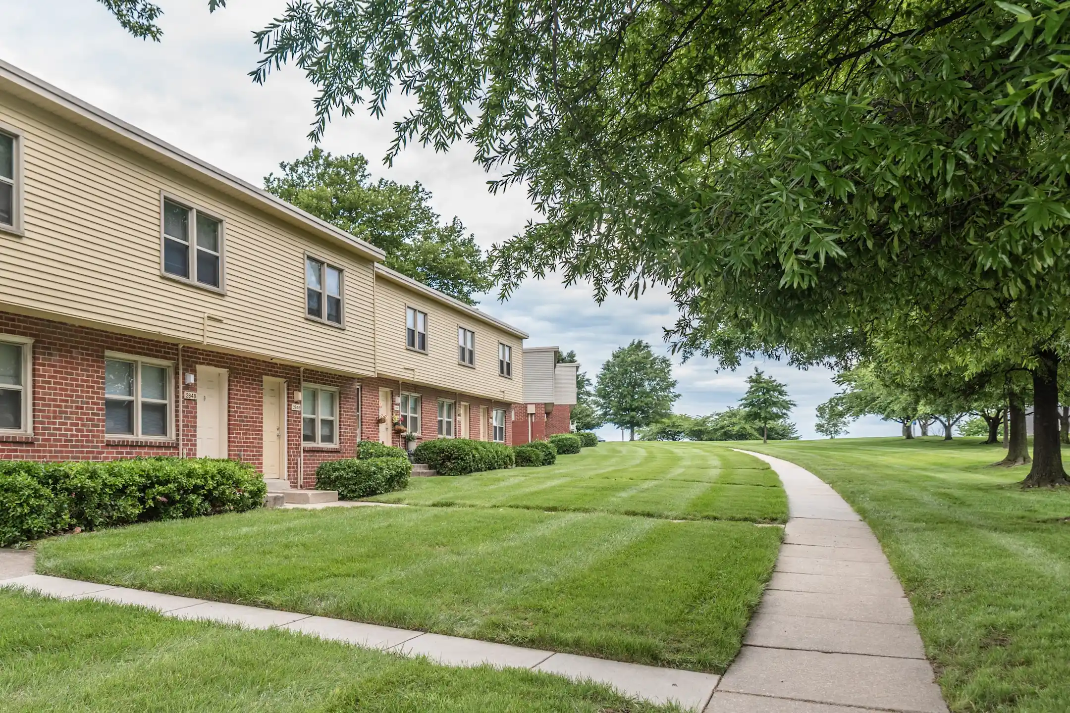 Middle Branch Apartments and Townhomes Apartments Brooklyn, MD 21225