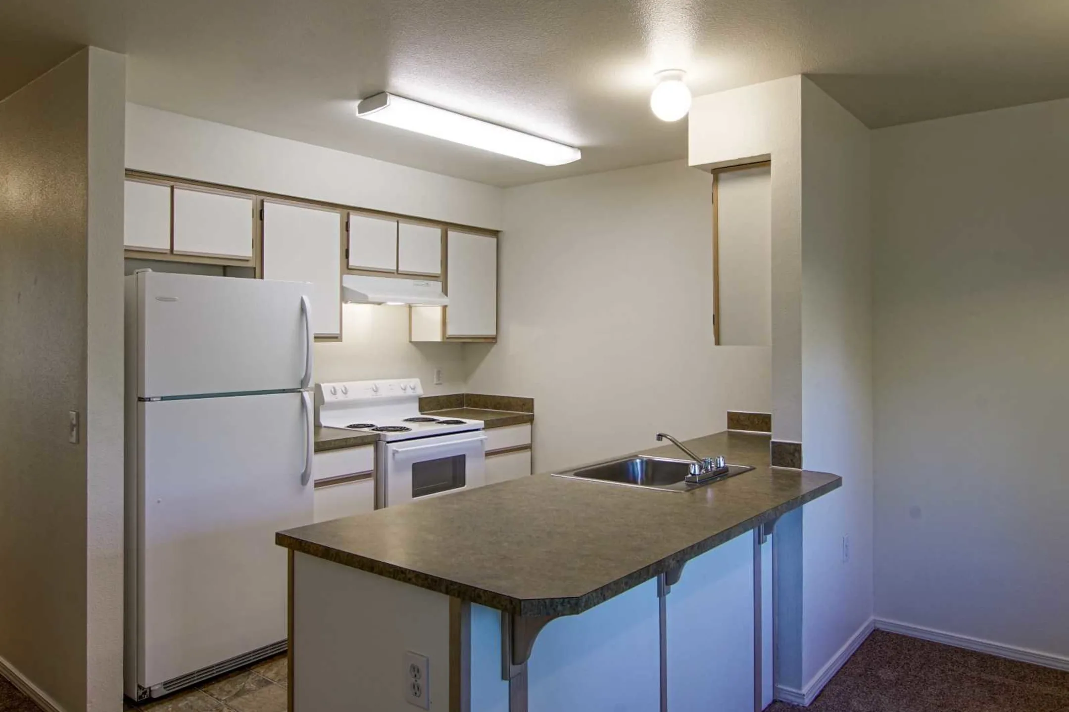 Victoria Place Apartments - Dallas, OR 97338