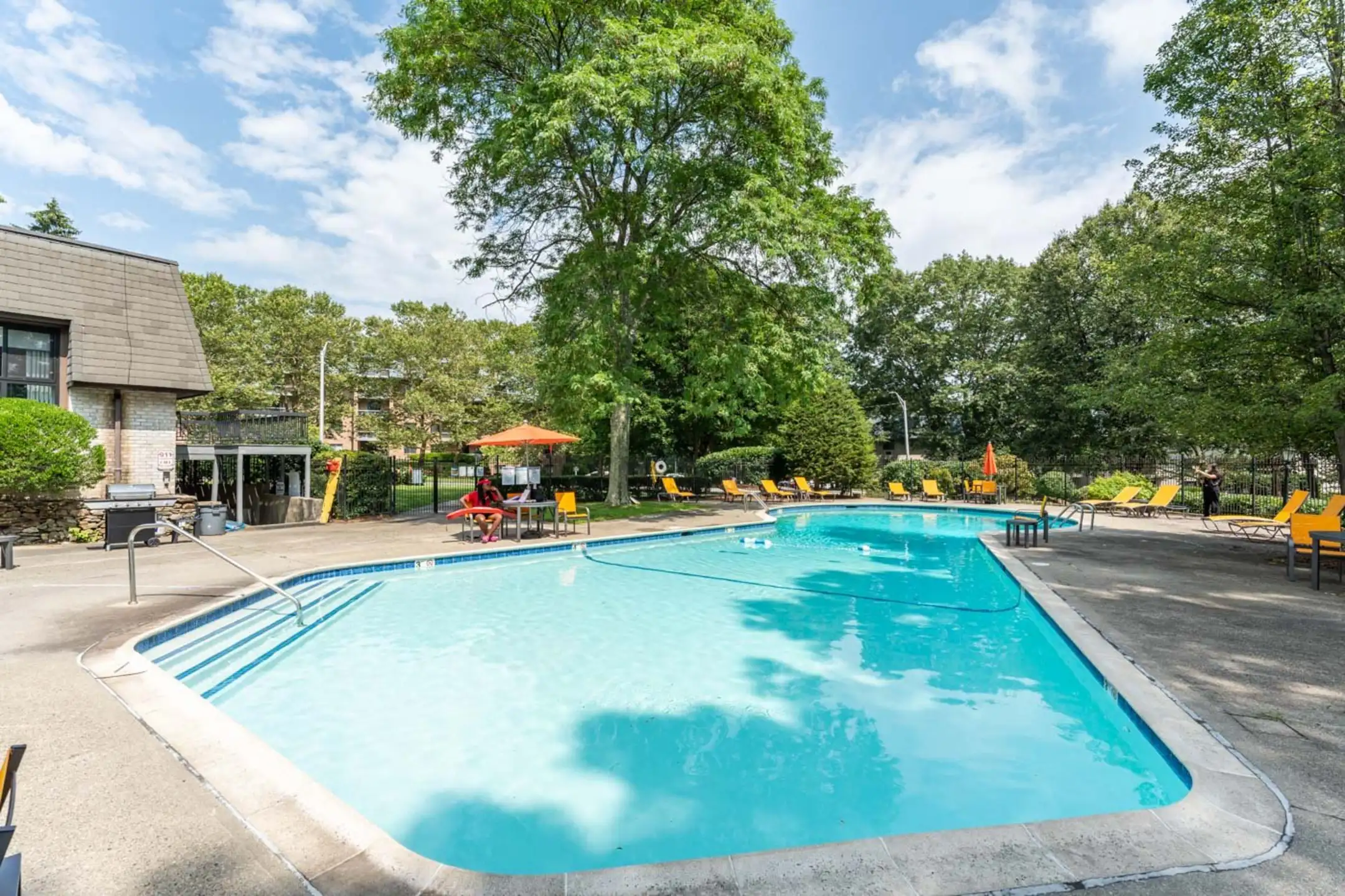 Shrewsbury Commons Commons Dr Shrewsbury, MA Apartments for Rent