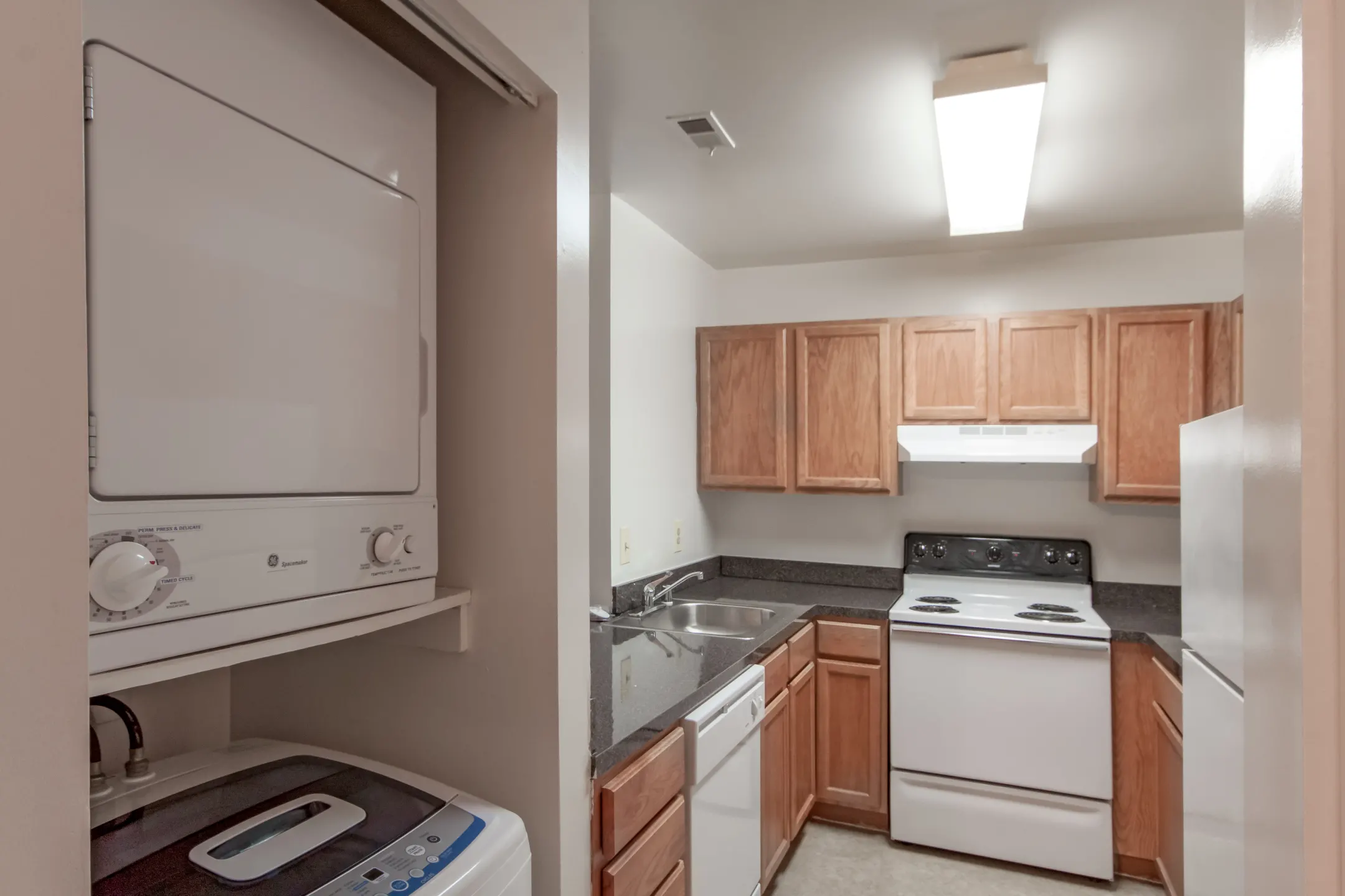 Autumn Woods 8305 Ari Ct Ofc 1a Jessup, MD Apartments for Rent Rent.