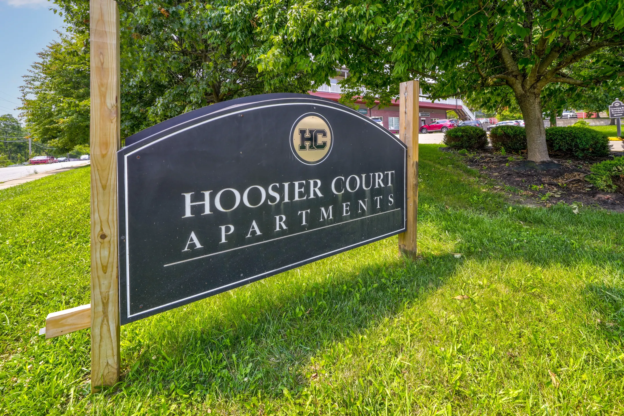 Hoosier Court Apartments Townhomes - Bloomington, IN 47404