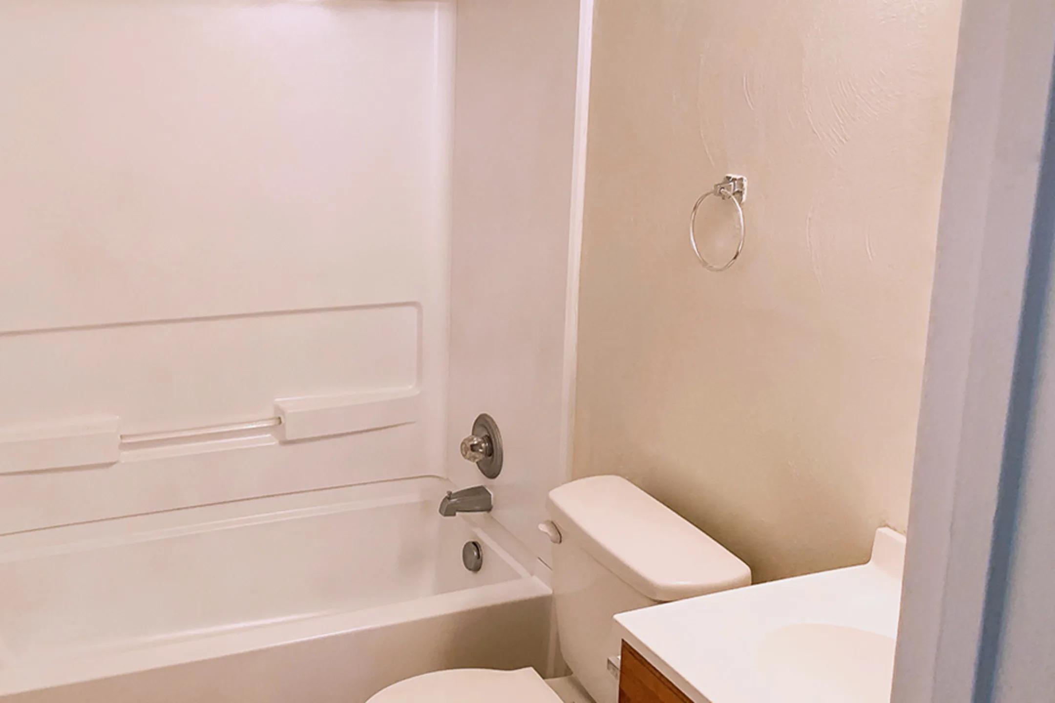 Harbor Square Apartments Portsmouth, VA 23704