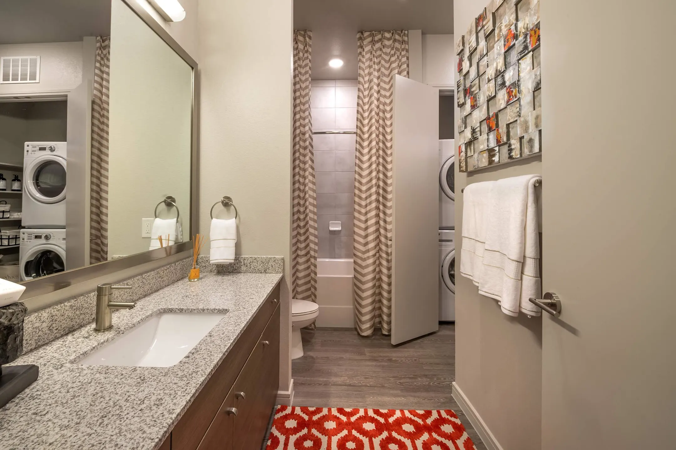 Bathroom - Uptown @ Cole Park - Dallas, TX