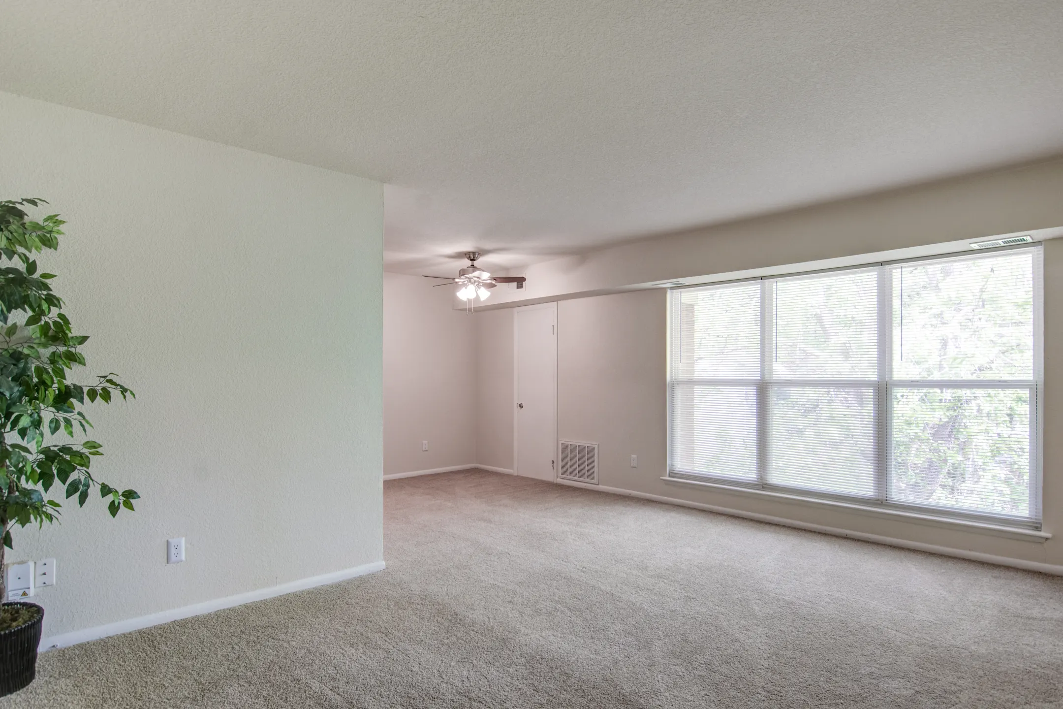 Hodges Manor 1008 Cherokee Rd Portsmouth, VA Apartments for Rent