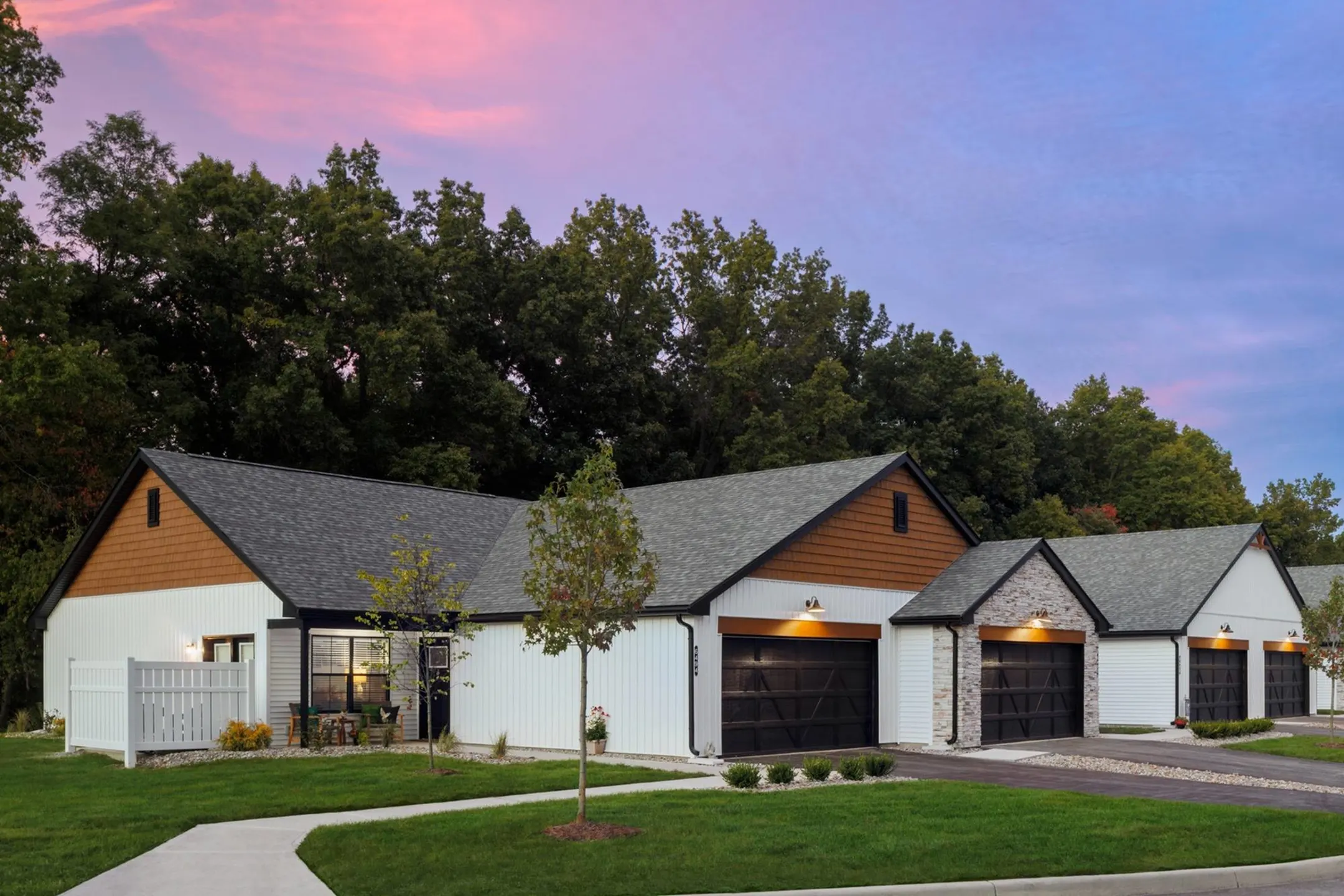 Building - The Residences at Phillips Farm - Westerville, OH
