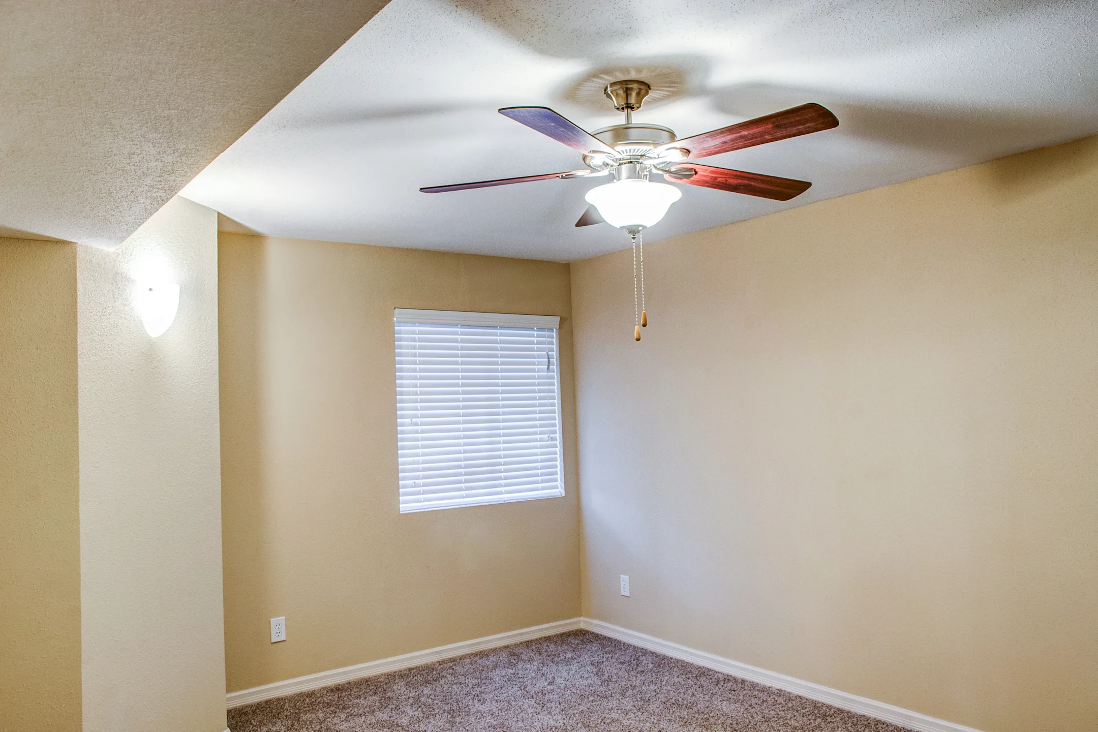 Bedroom - Waterford Downs Apartments - Saint Louis, MO