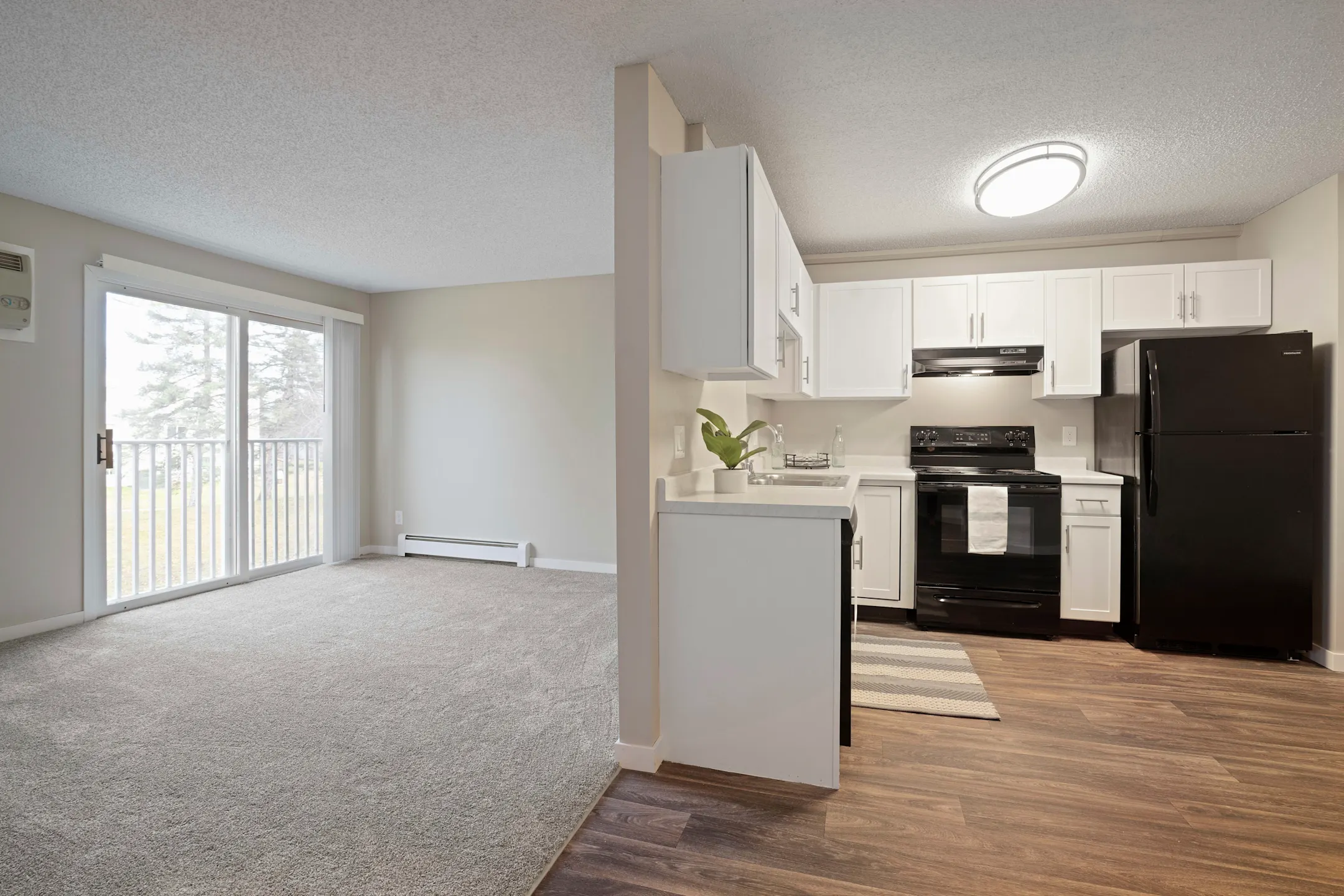 Hillcrest Place Apartments Apartments Saint Paul, MN 55117