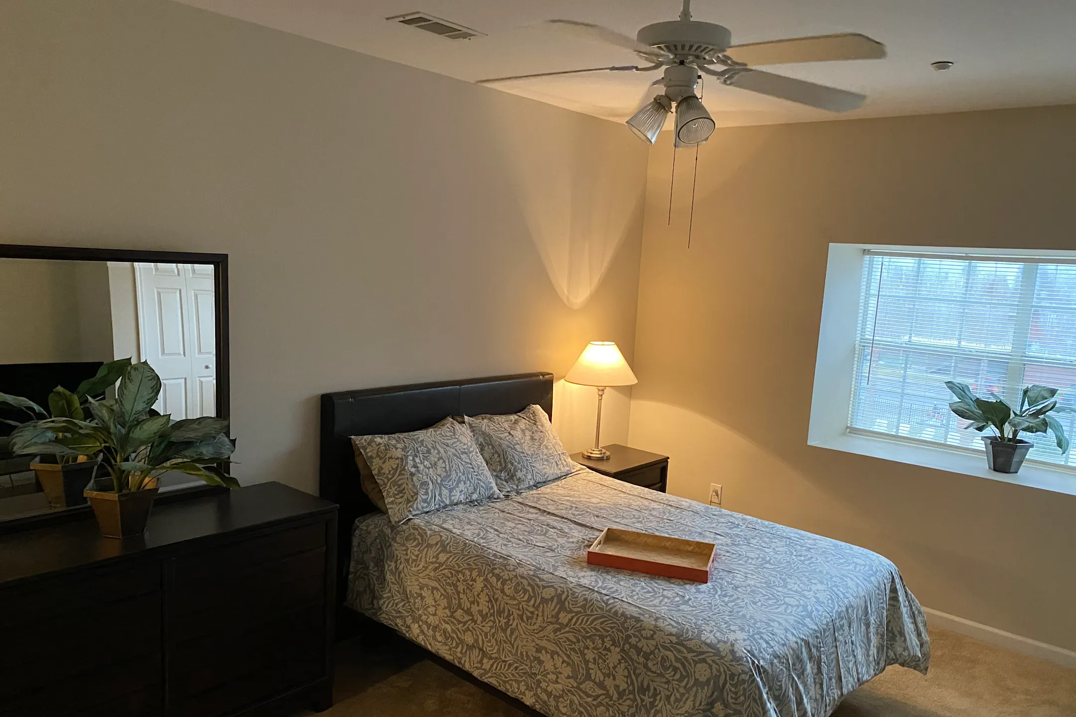 Bridgeway Apartments and Townhomes 411 Dulles Dr Lafayette, LA