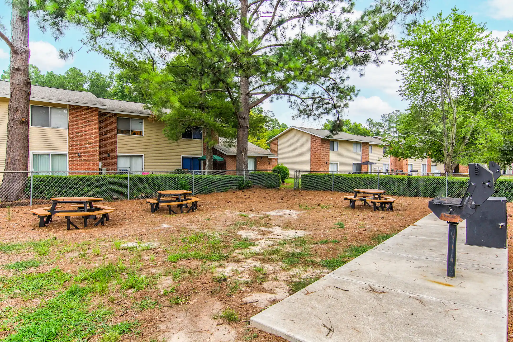 Savannah Oaks 1402 Groves Blvd North Augusta, SC Apartments for