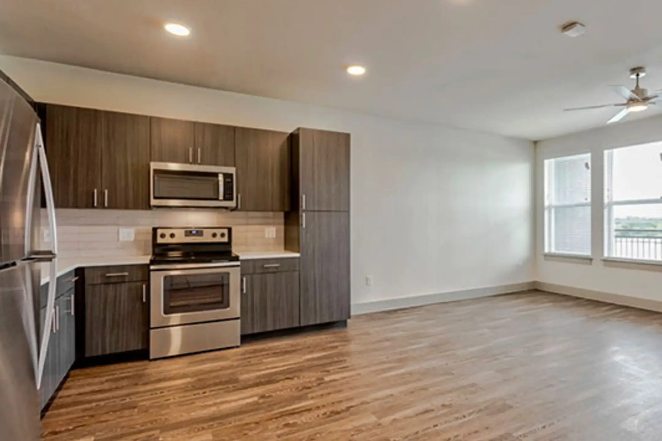 Frankford Station Apartments Carrollton, TX 75007