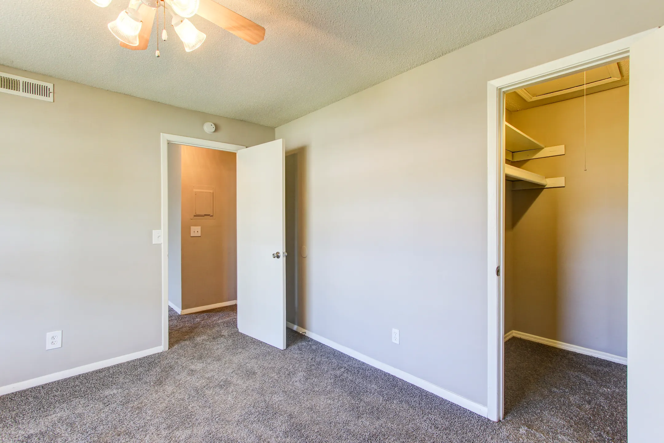 Chester Place Apartments and Townhomes 4747 Lambs Rd North