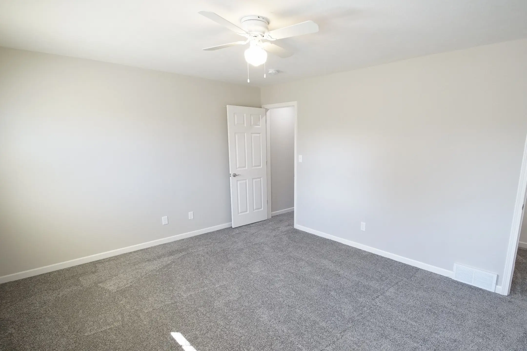 River Run Apartments - Warren, OH