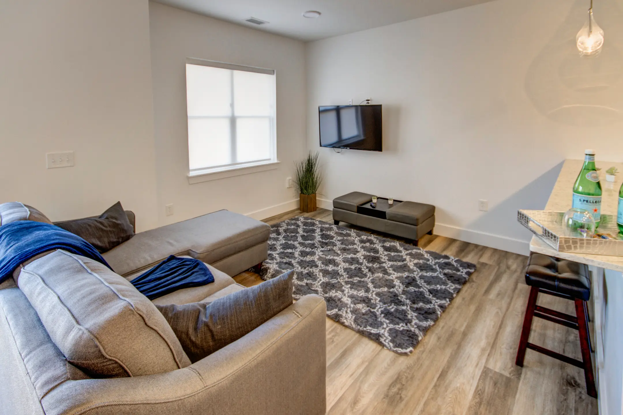 Living Room - Nine+Eighteen - Indianapolis, IN