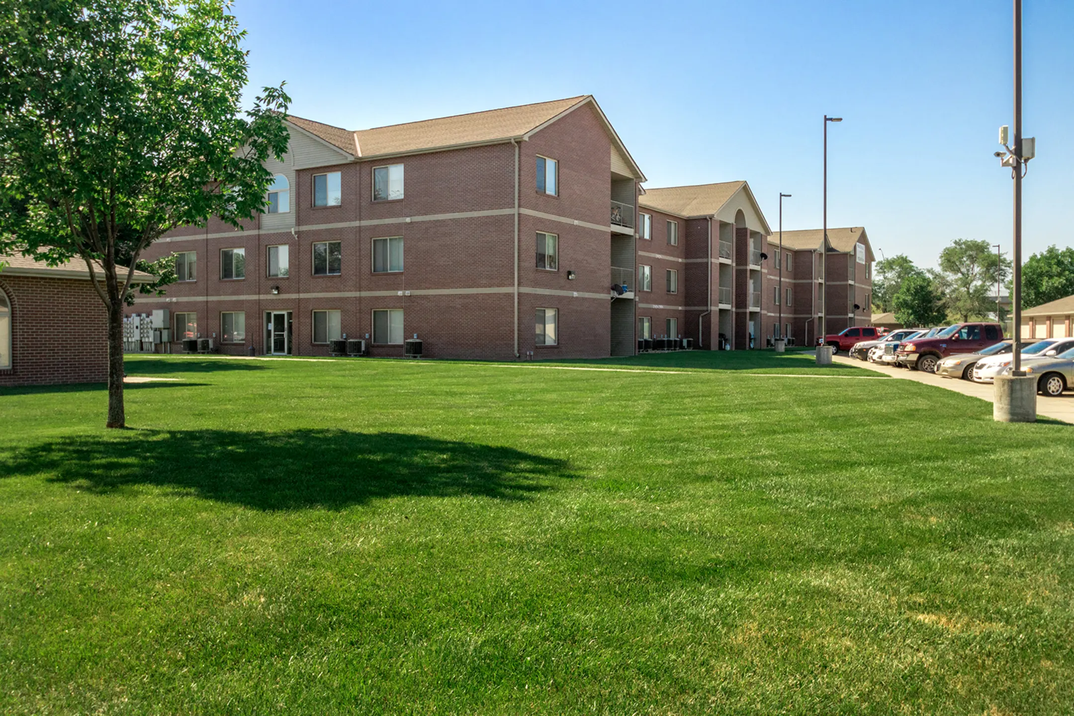 Marshall Apartments Apartments Lincoln, NE 68522