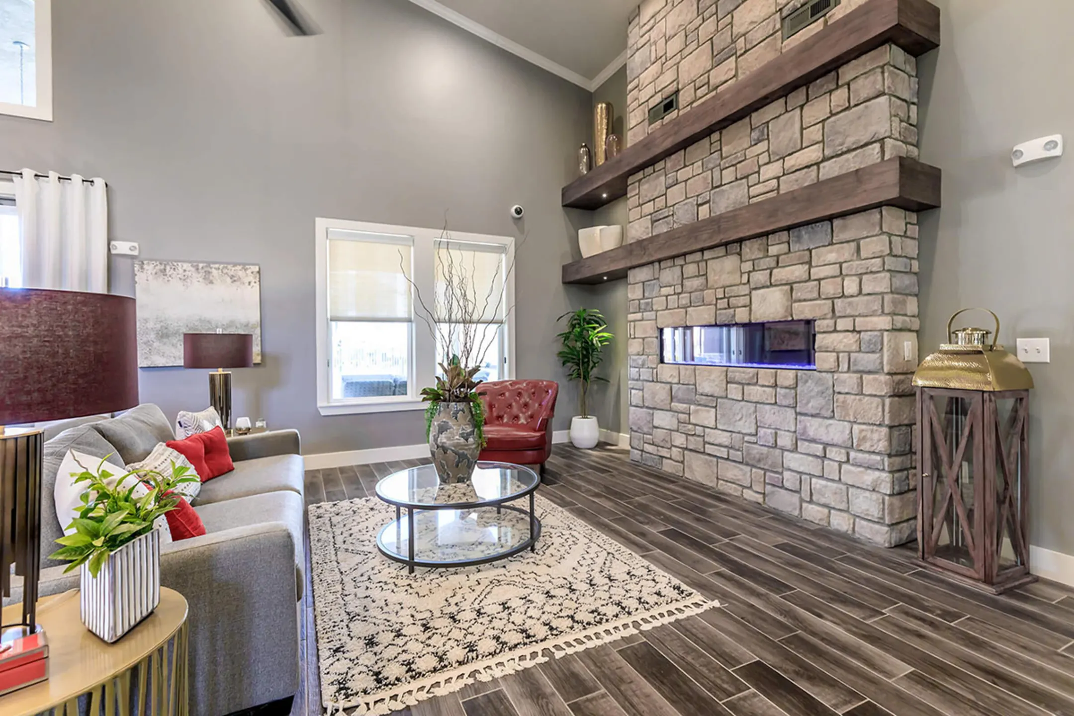 Living Room - Pointe at Greenville Apartments - Greenville, SC