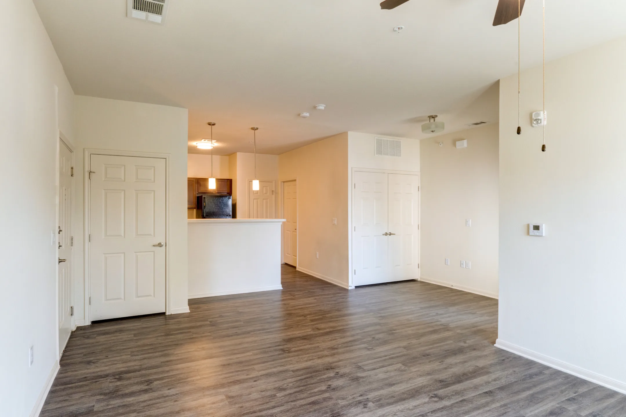Residences of Long Branch Apartments Rowlett, TX 75088