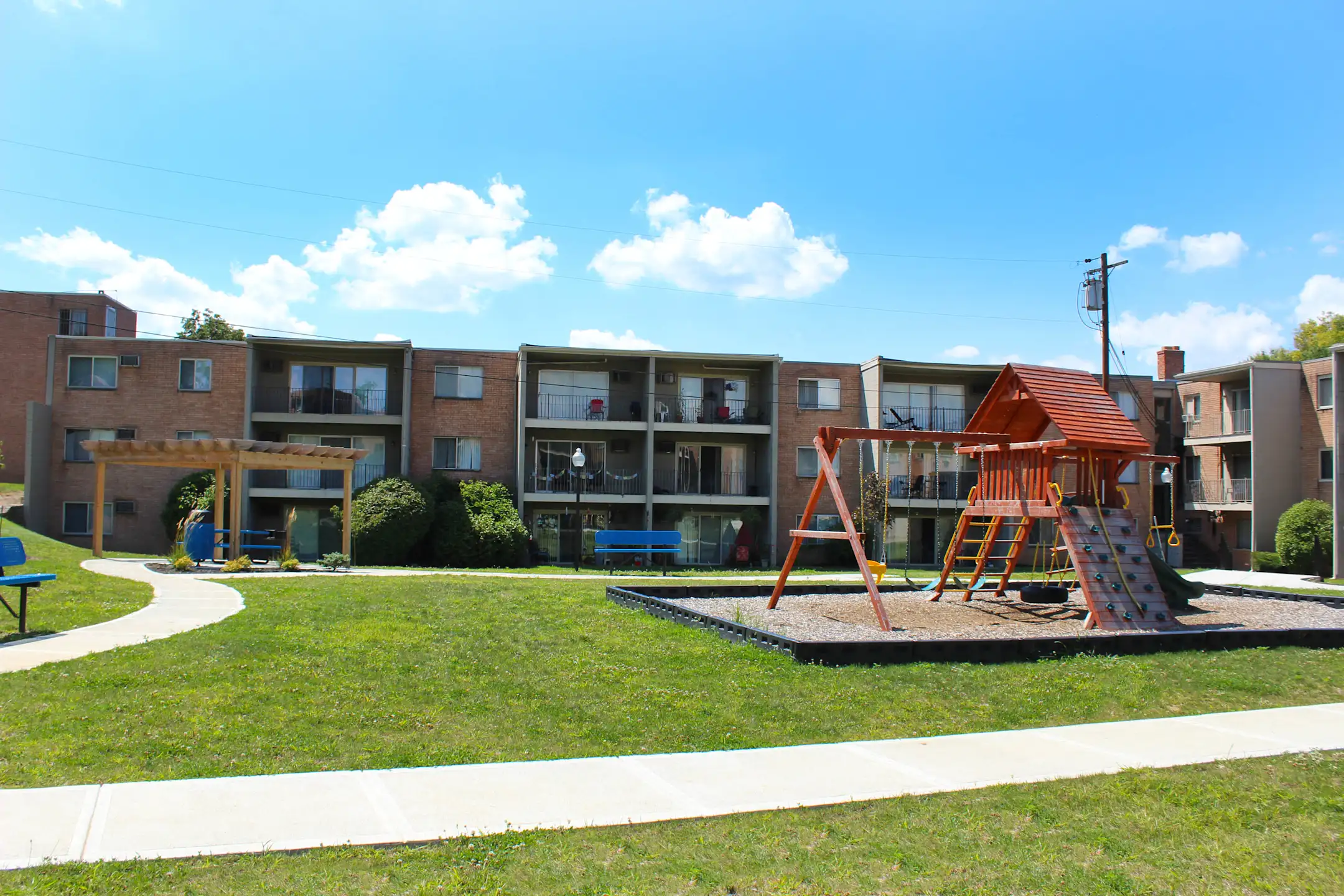 Crown Pointe - Covington, KY