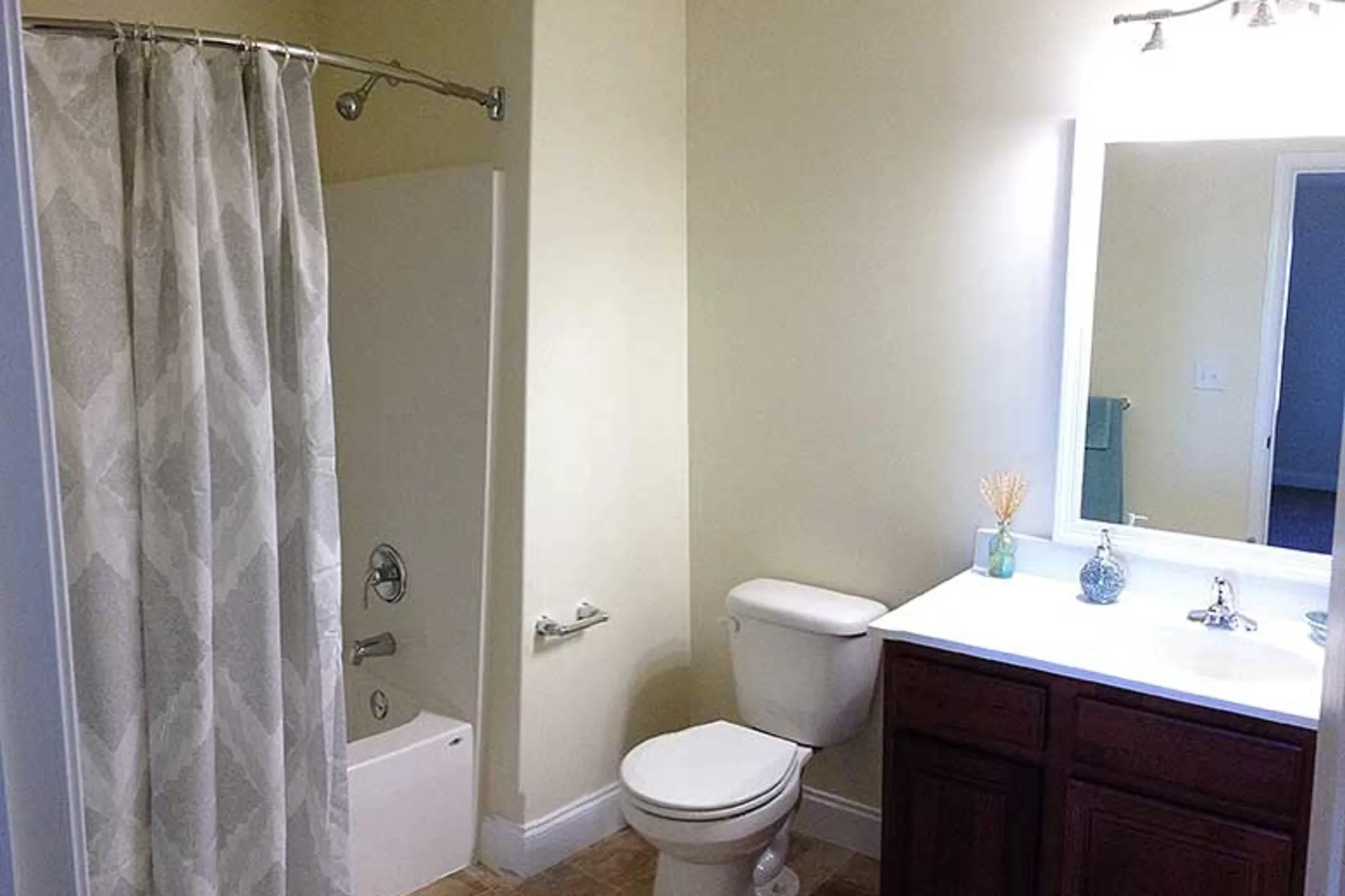 The Reserve at Paxton Creek Apartments Harrisburg, PA 17110