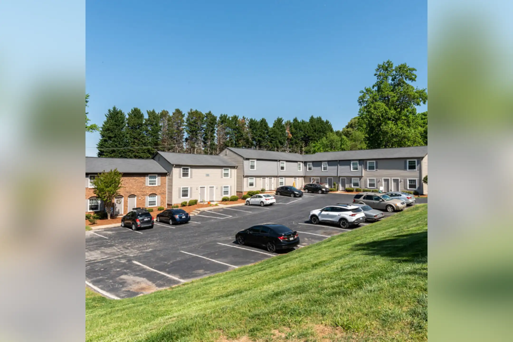 Fieldbrook/The Cedars 776 White Oaks Rd Mooresville, NC Apartments