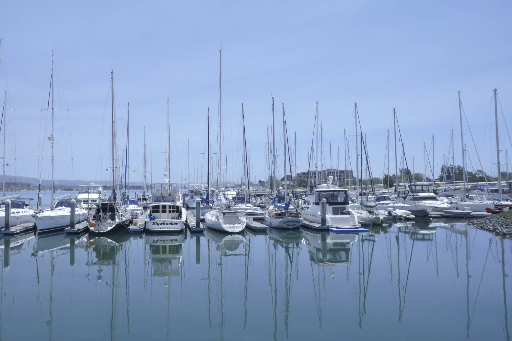 Furnished Studio - Oakland - Alameda - Alameda, CA
