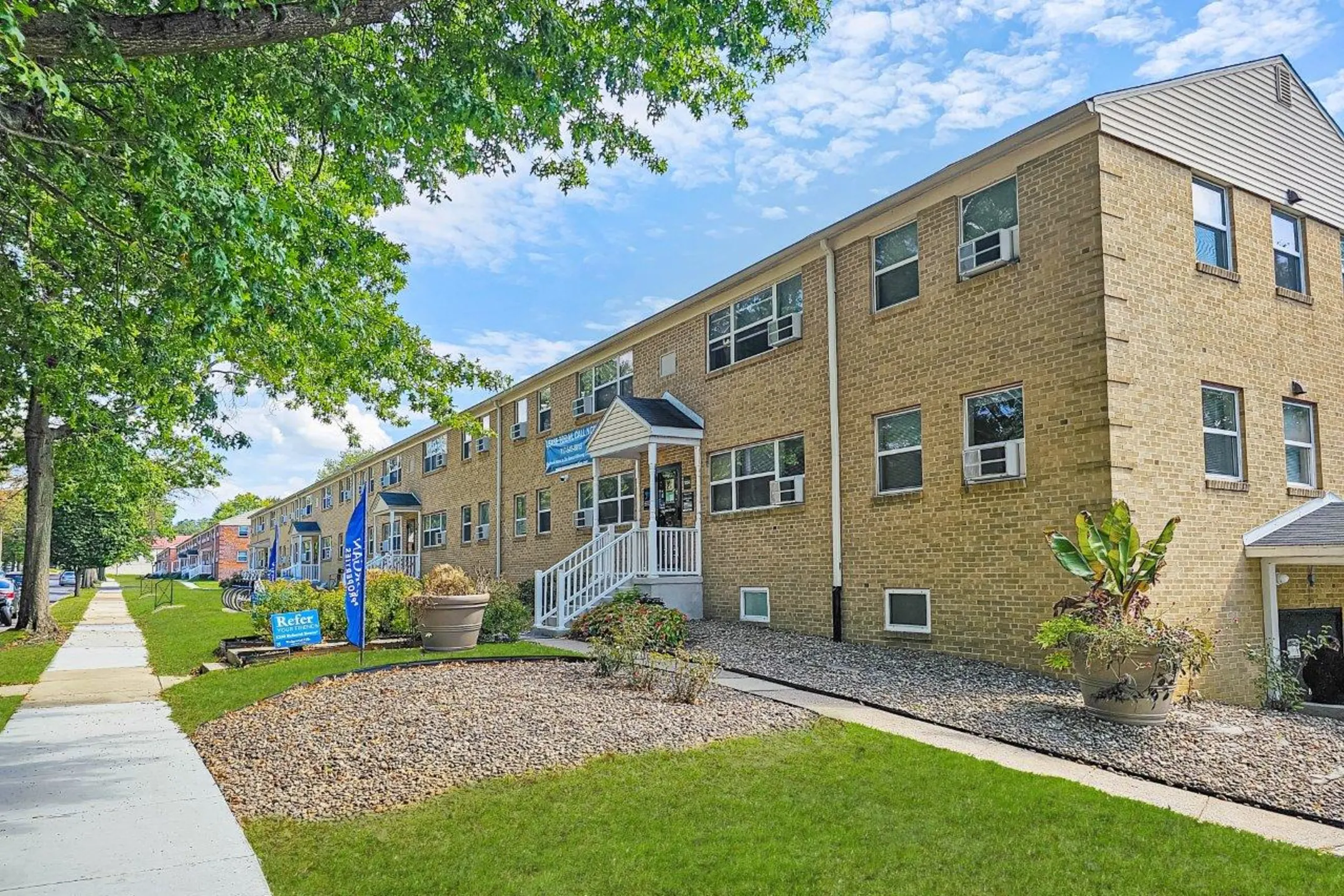 Building - Wedgewood Hills Apartment Homes - Harrisburg, PA