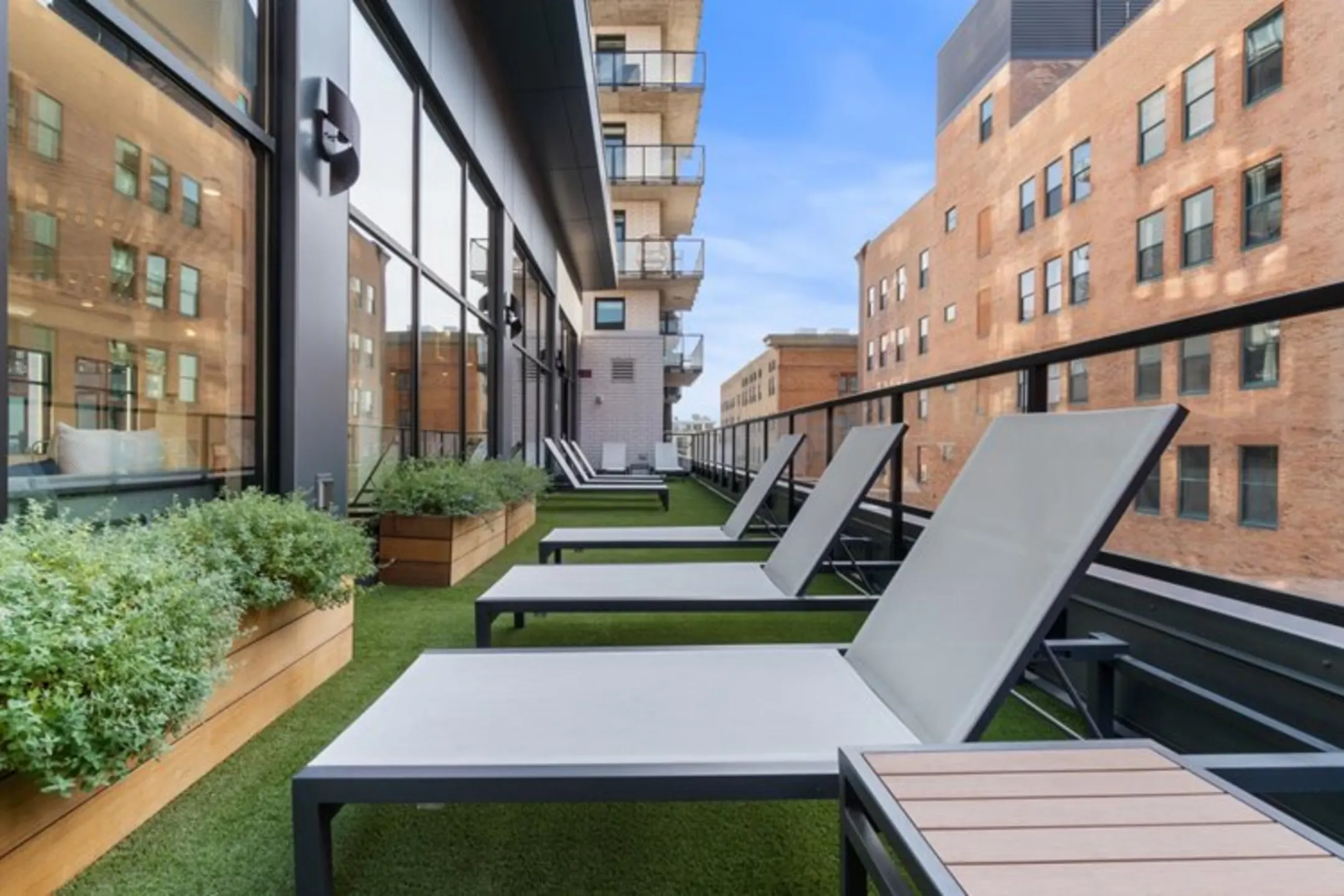 240 Park Avenue Apartments Minneapolis, MN 55401