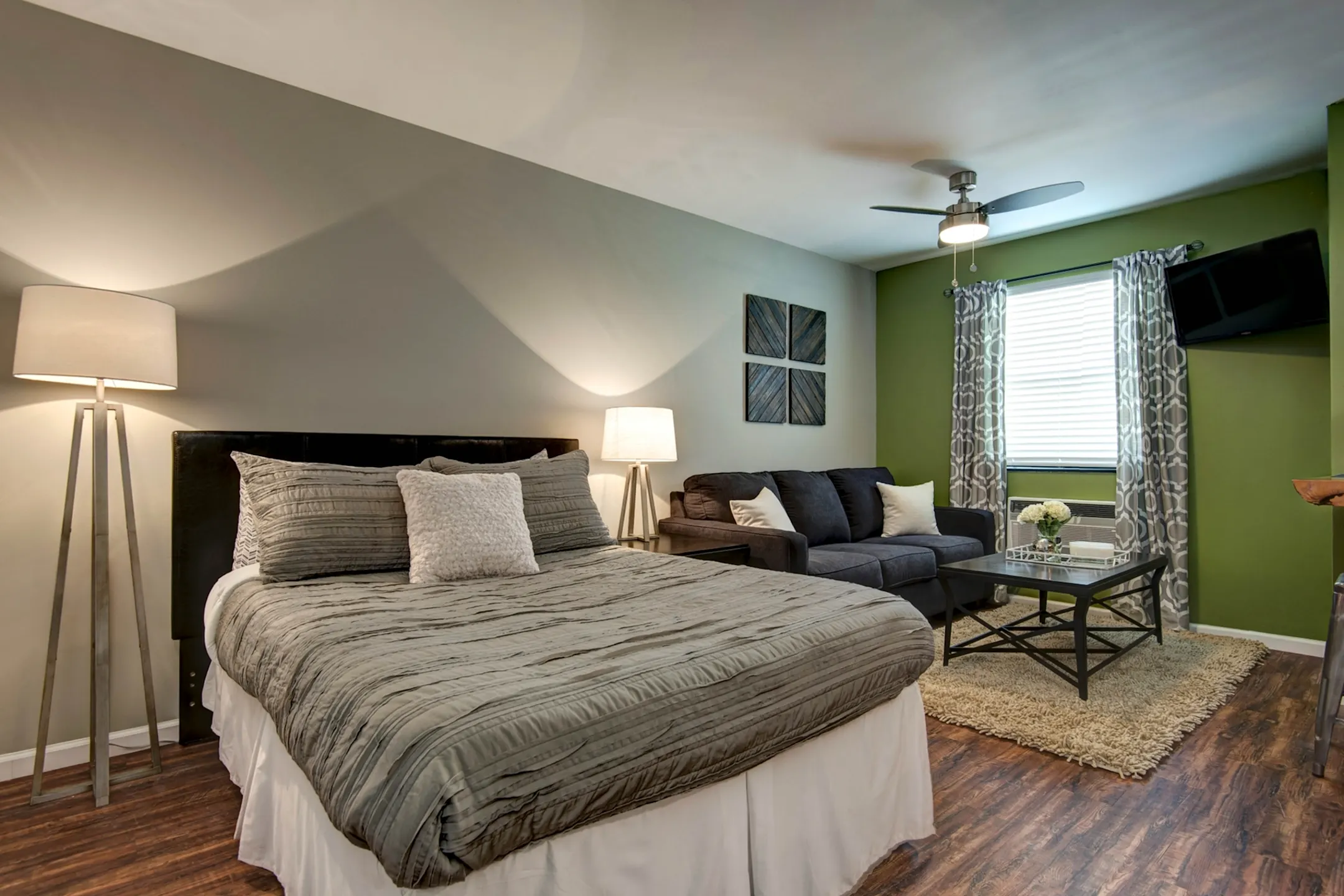 Greenway Studio Apartments