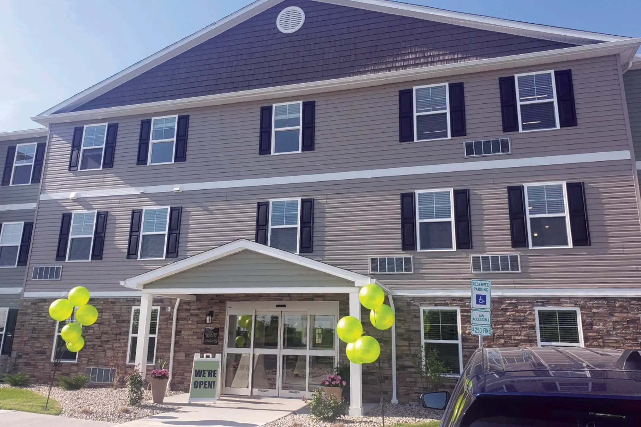 Simmons Crossing Senior Apartments 27480 Simmons Rd Rossford, OH