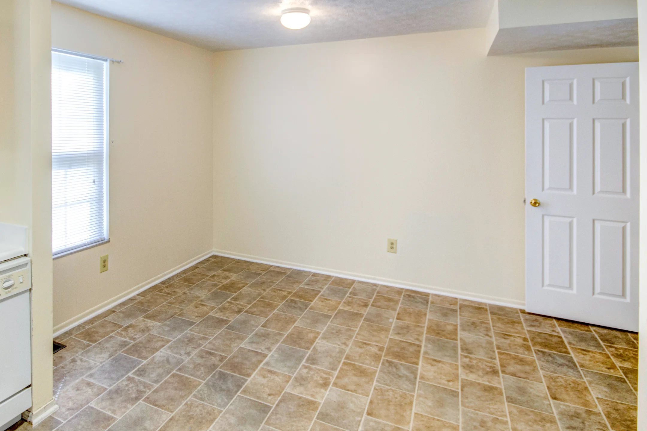 Eagle Ridge Townhomes & Apartments Apartments Erlanger, KY 41018