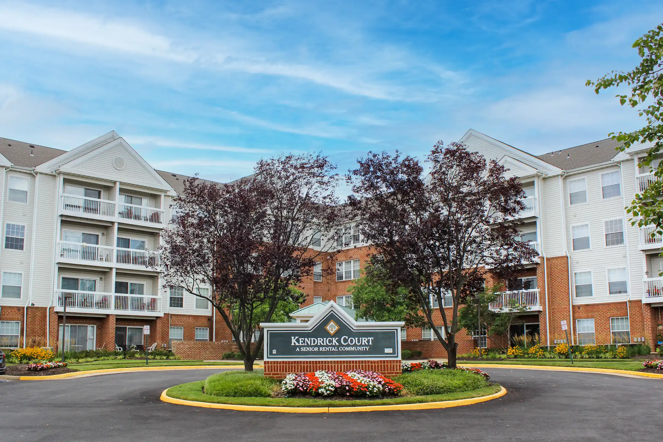 Kendrick Court 13430 Coppermine Rd Herndon, VA Apartments for Rent
