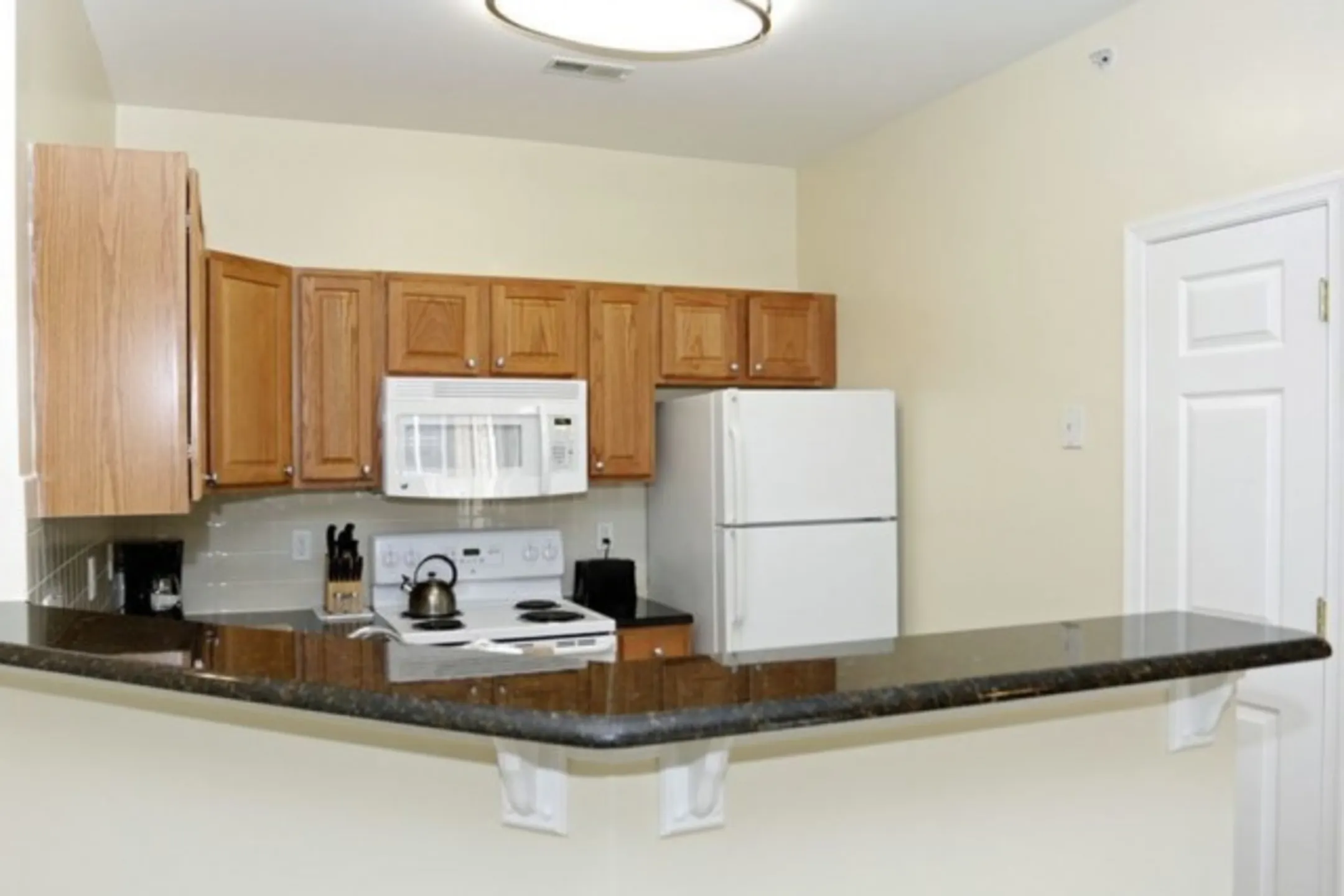 Heritage Court 221 Yorkshire Cir Ewing, NJ Apartments for Rent Rent.