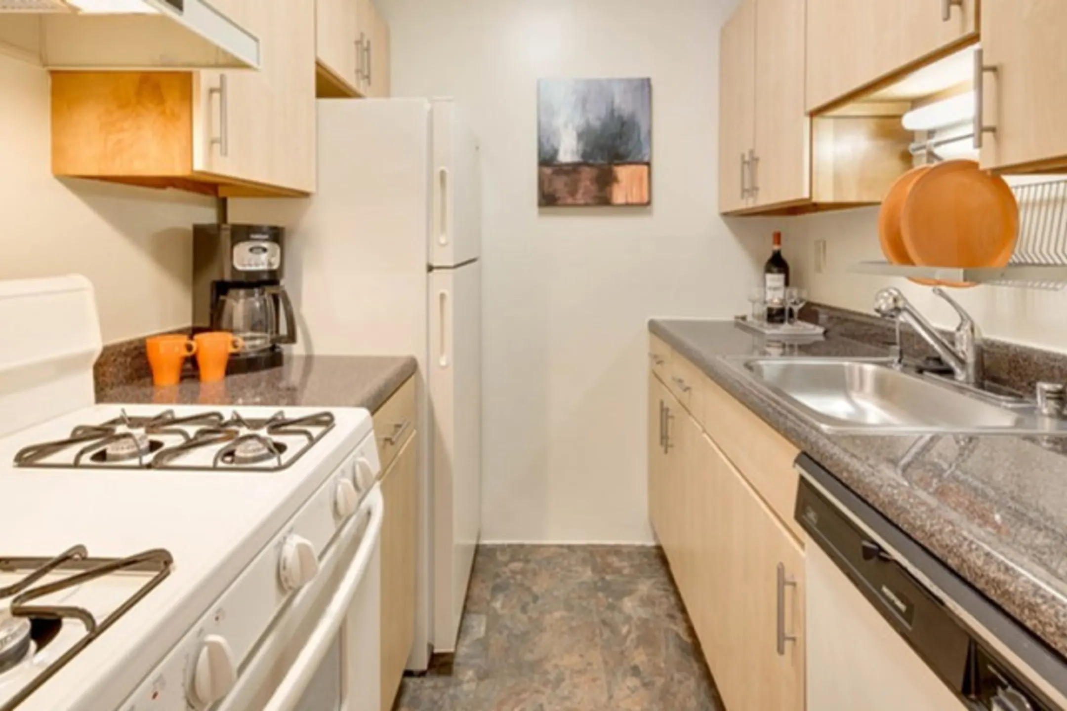 Kitchen - Azalea Apartments - Takoma Park, MD