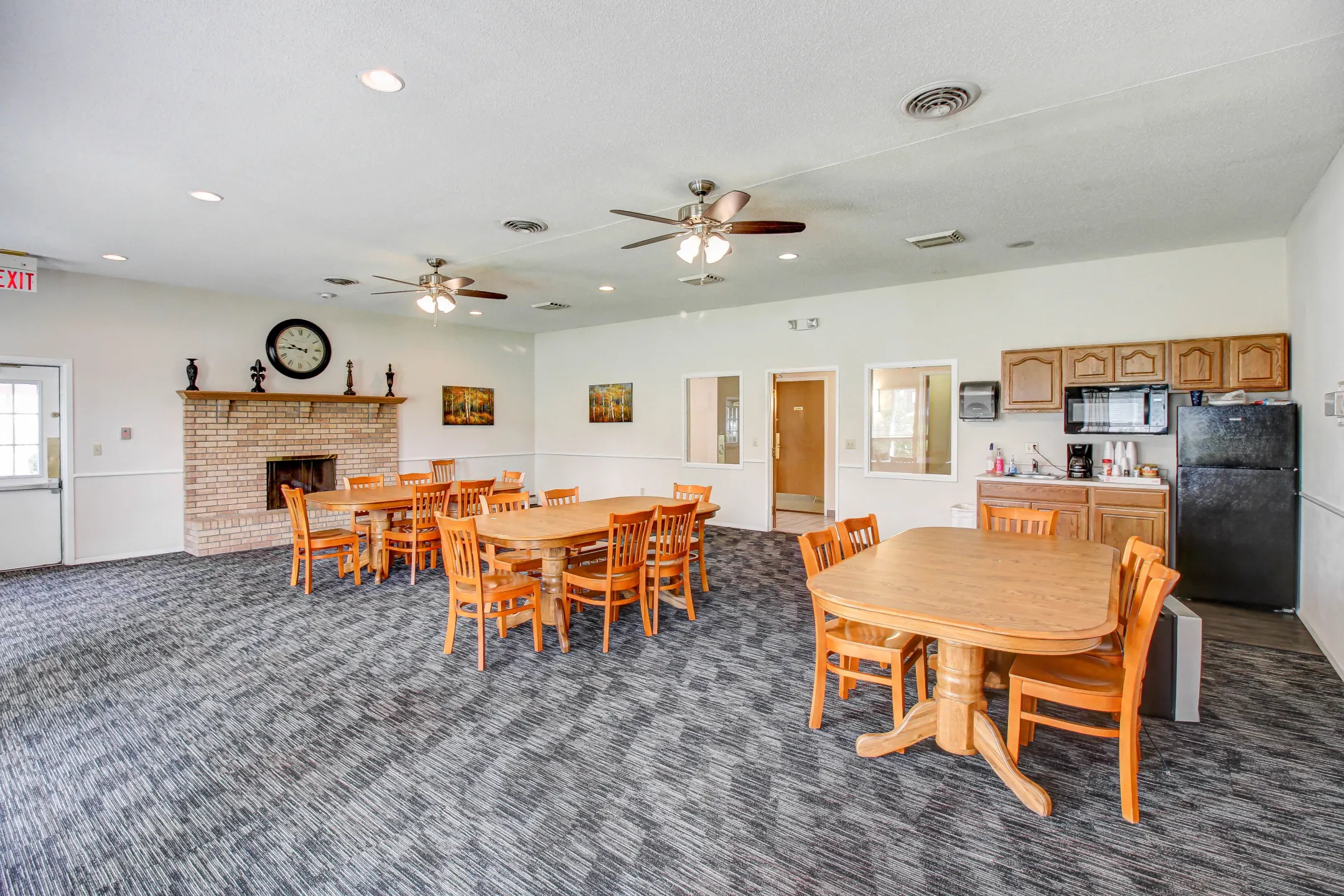 Dining Room - Colonial Heights - Lincoln, NE