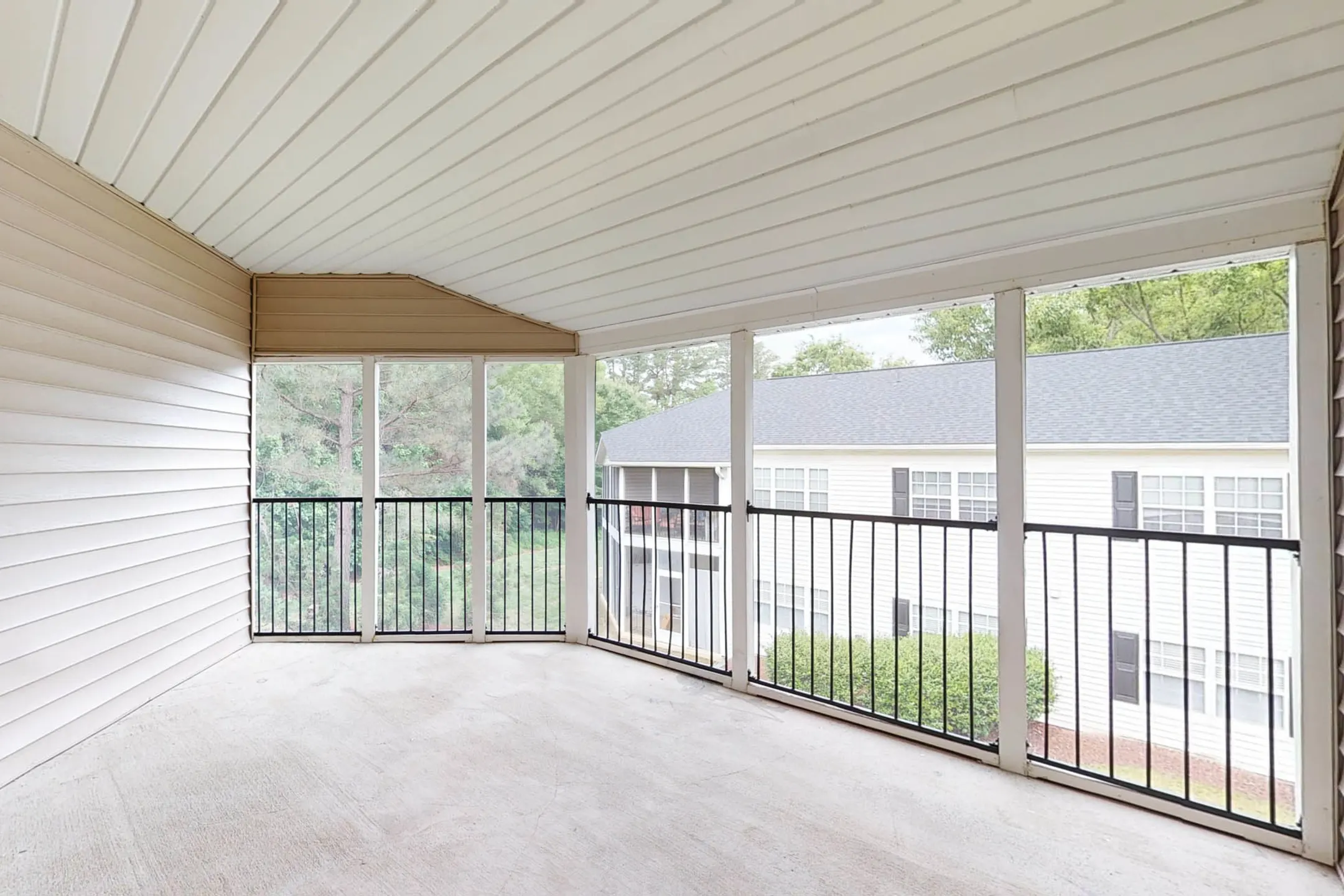 Patio / Deck - Avalon Peaks - Apex, NC