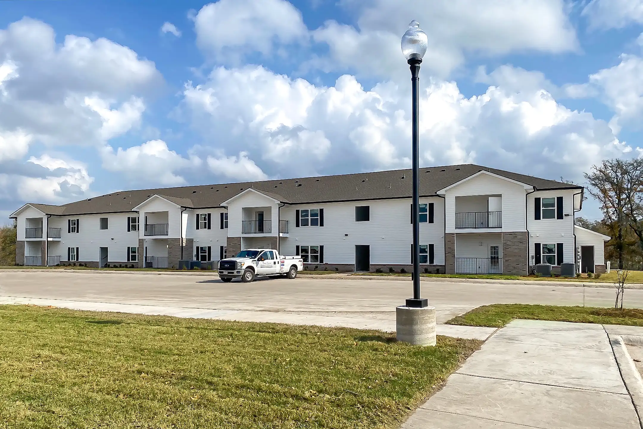 La Grange Springs Apartments La Grange, TX 78945