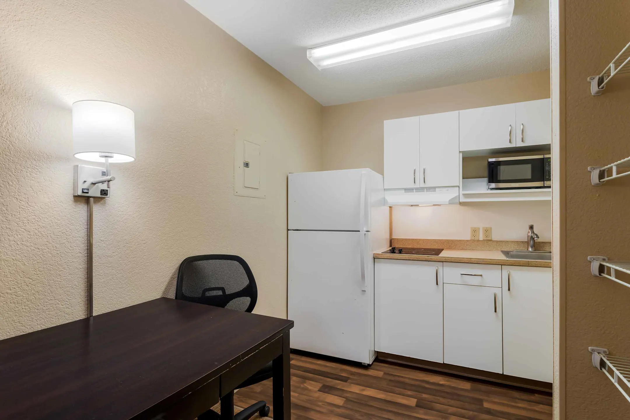 Furnished Studio Chattanooga Airport Apartments Chattanooga, TN 37421