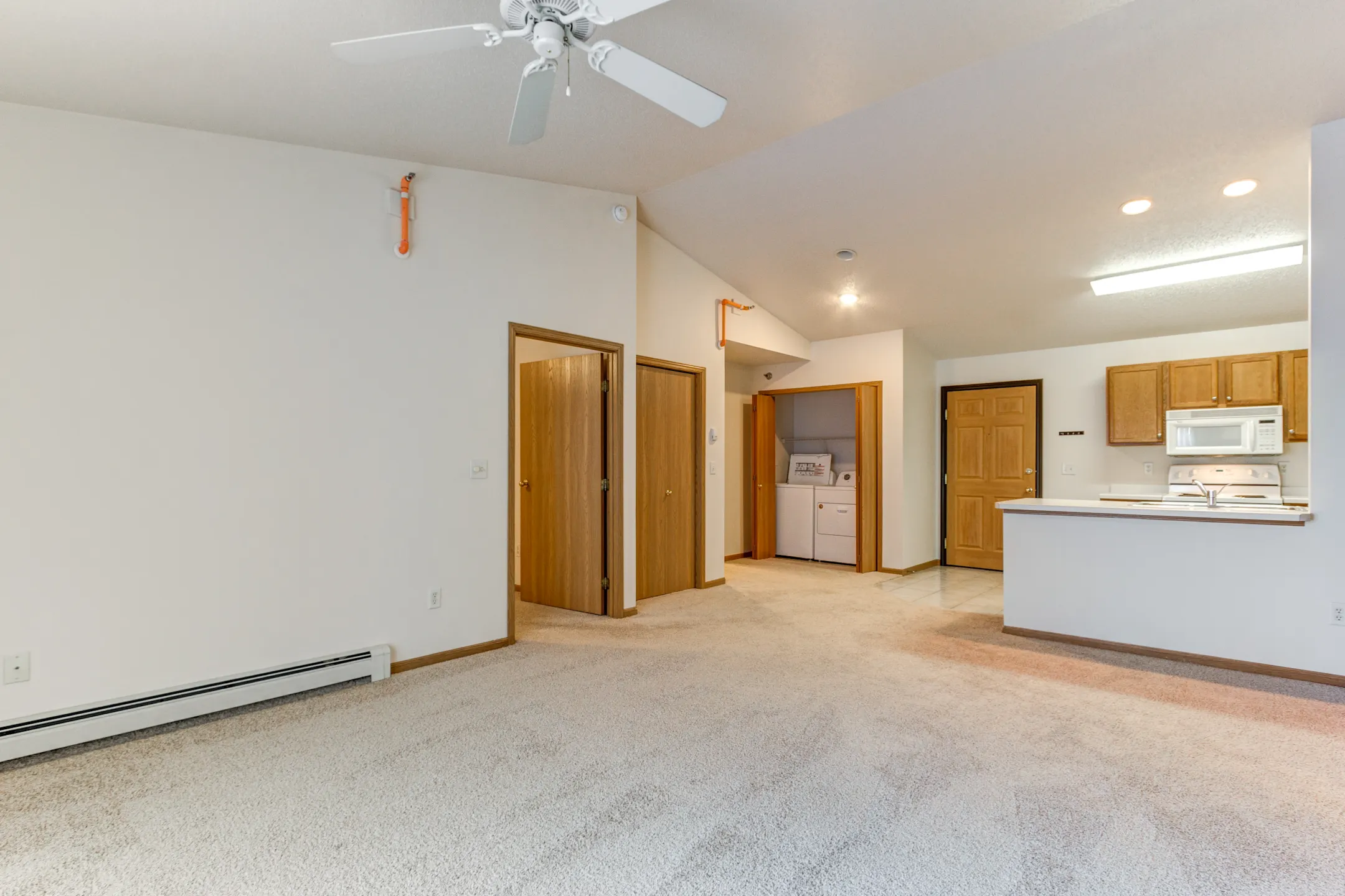 Southridge Apartments 3301 14th St S Moorhead, MN Apartments for