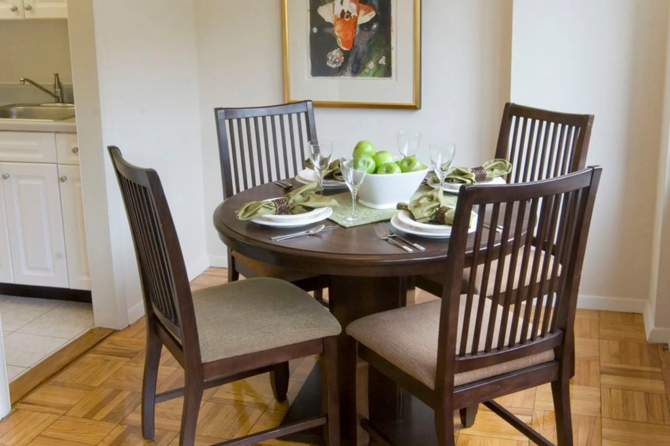 eaves Glover Park Apartments Washington, DC 20007