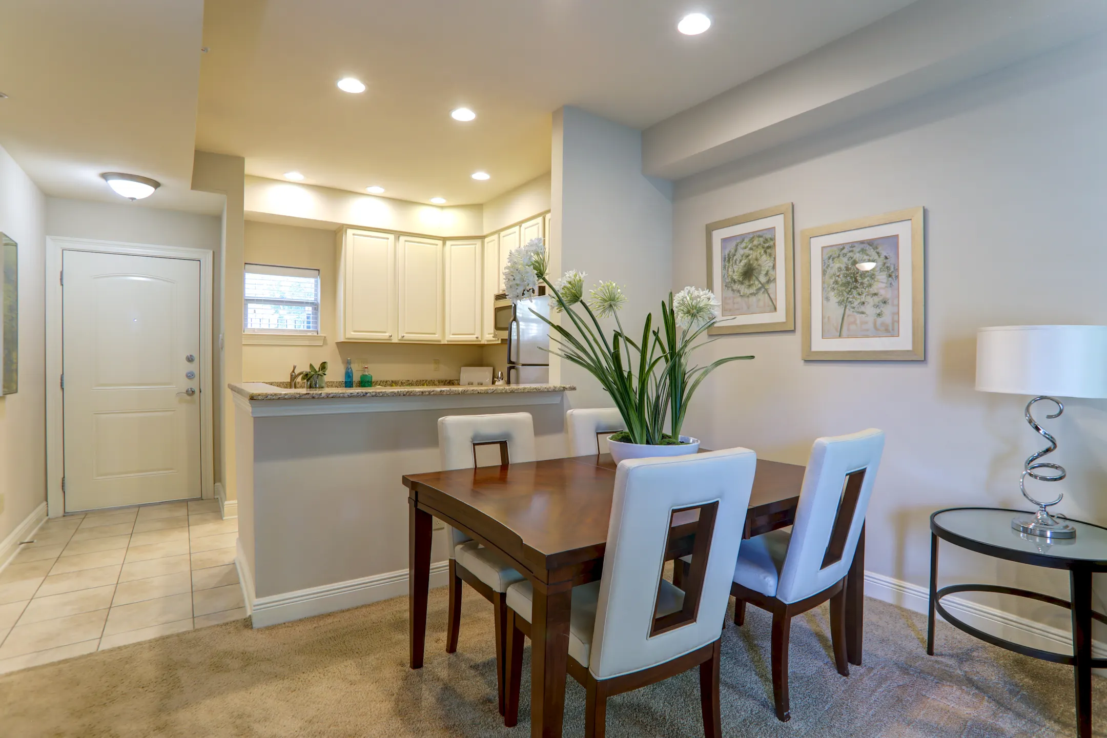 Chateau Napoleon 2300 Edenborn Ave Metairie, LA Apartments for Rent