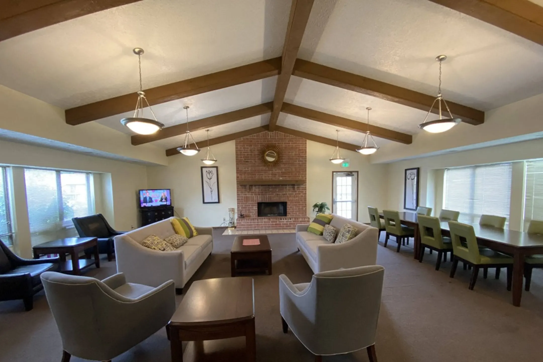 Basswood Apartments 1000 S Basswood Cir Bloomington, IN Apartments